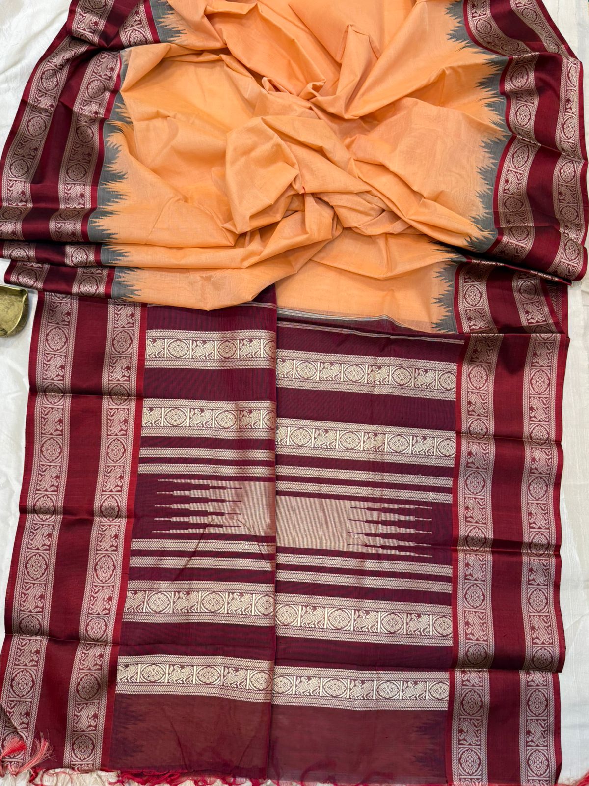 Peach cotton body - Marron silk border