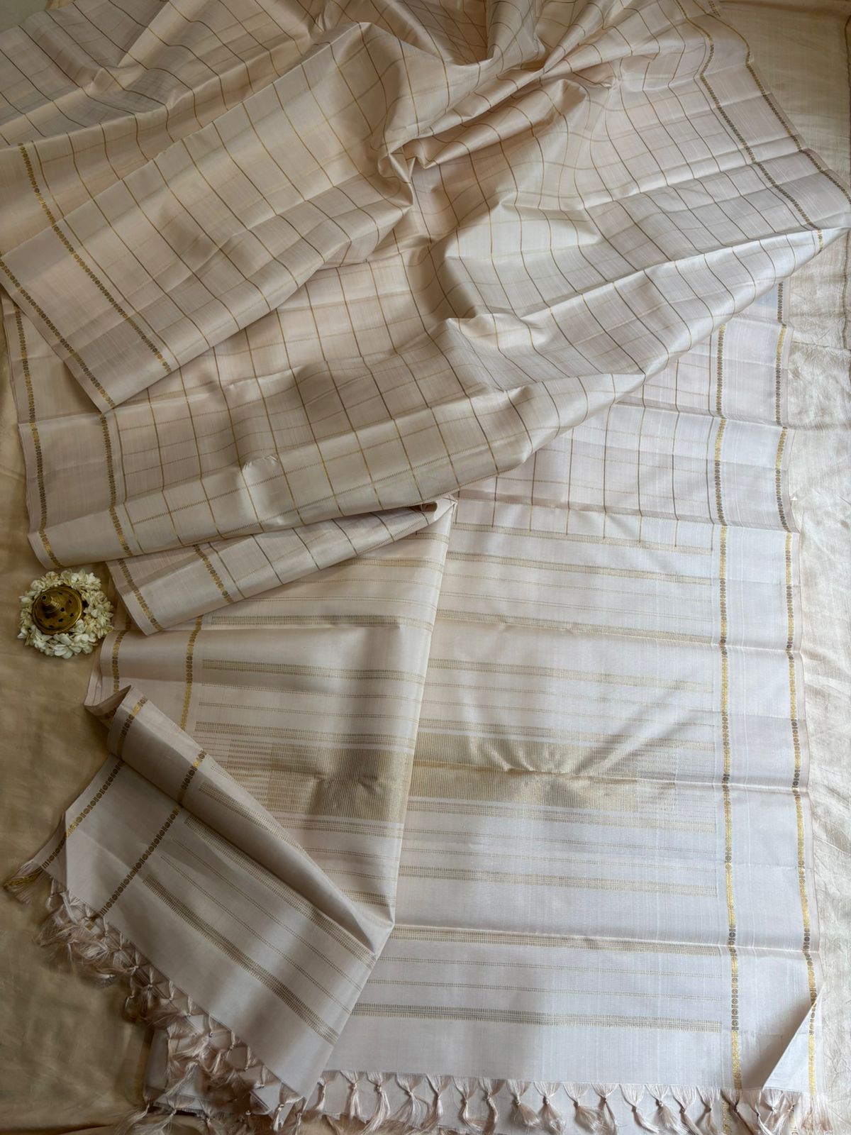 Offwhite zari kattam / kanjipuram silk