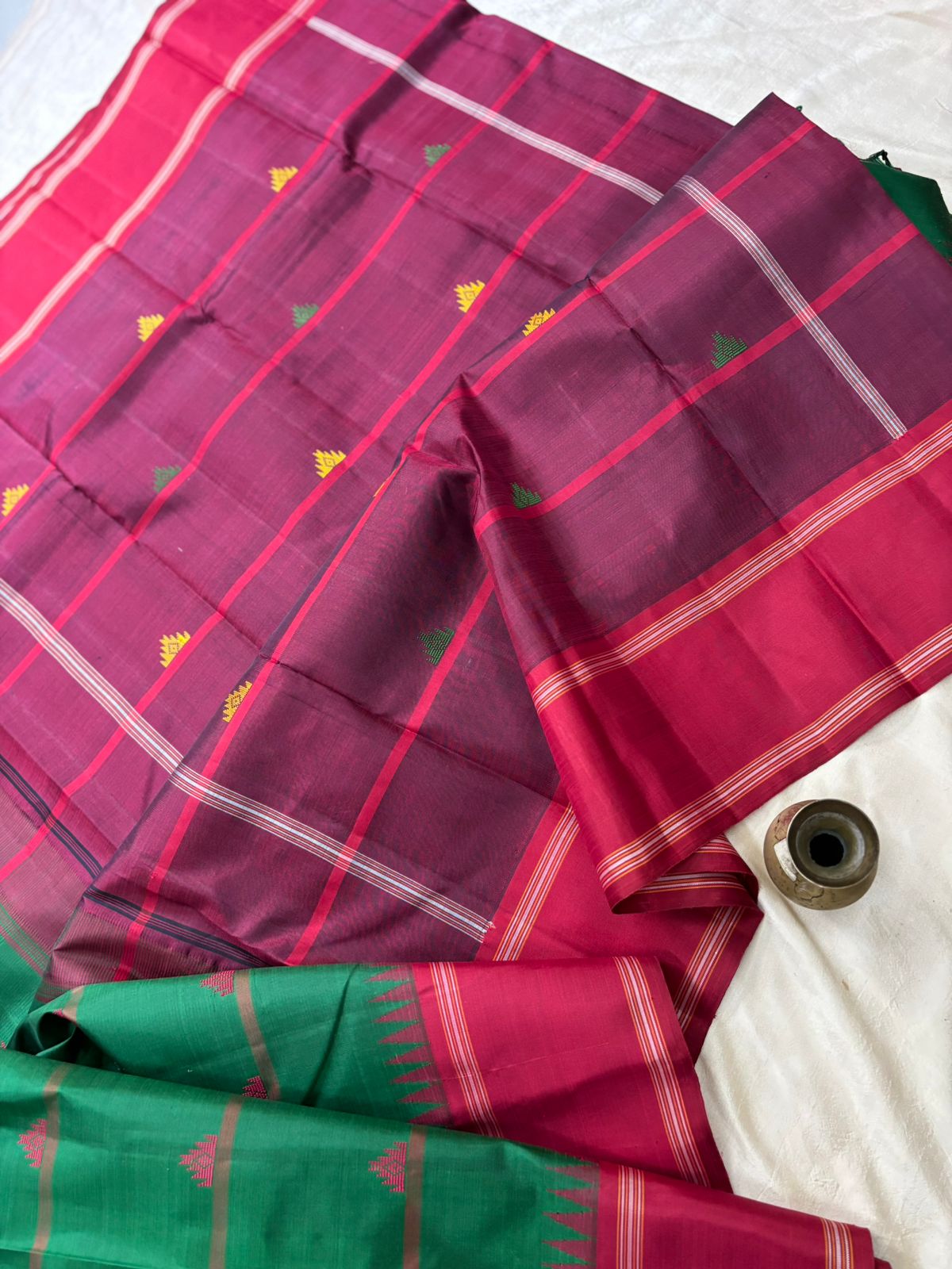 Green with araku thread work kai korvai/ Arani silk
