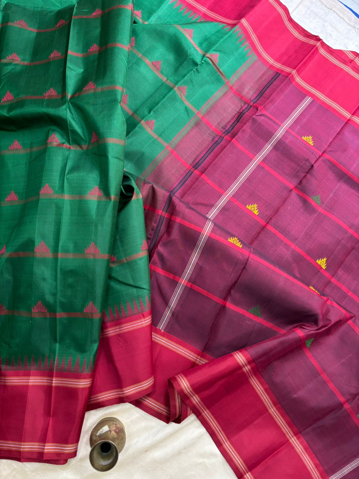 Green with araku thread work kai korvai/ Arani silk
