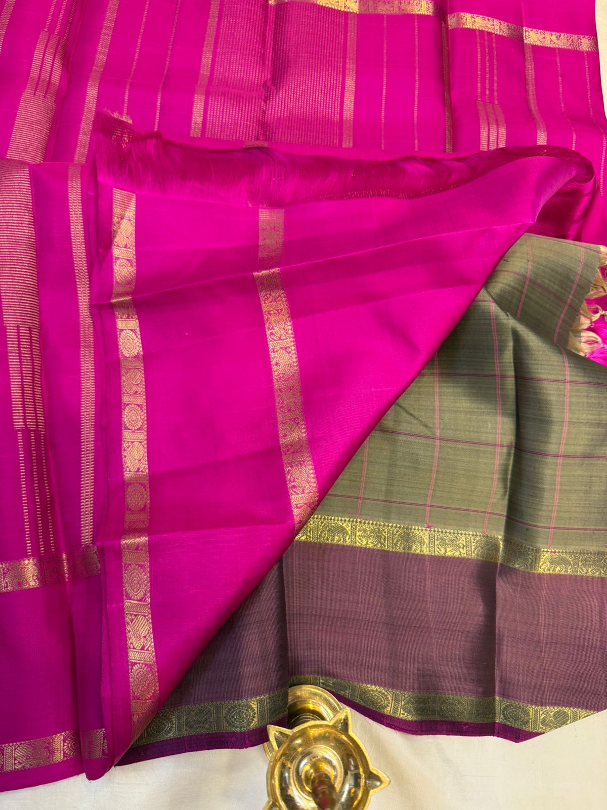Grey with pink checks / kanji's silk