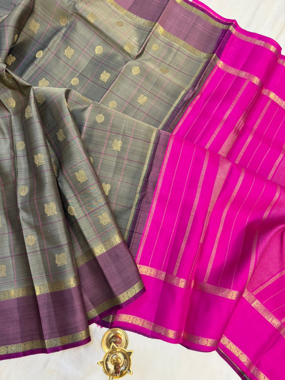 Grey with pink checks / kanji's silk