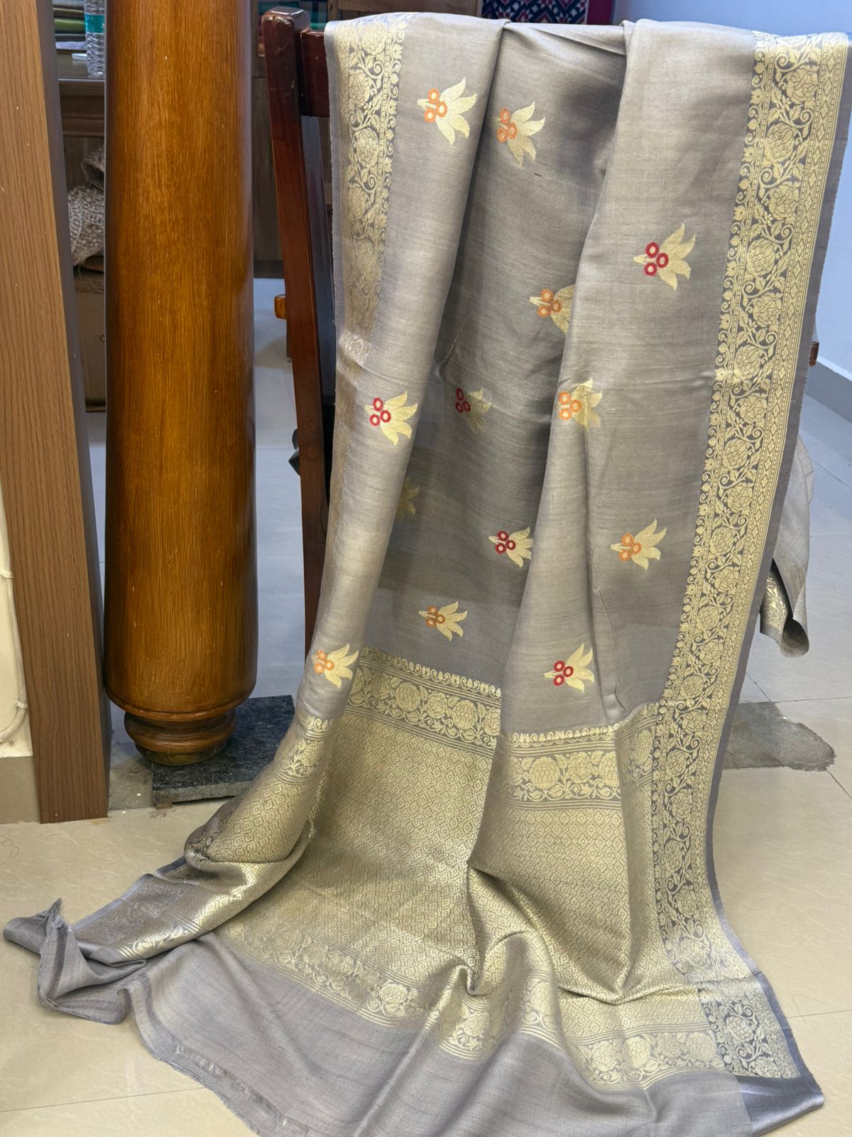Grey meenakari butta/ Tussar georgette benarasi