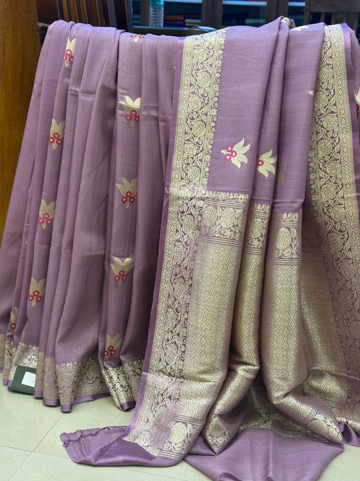 Mauve meenakari butta/ Tussar georgette benarasi
