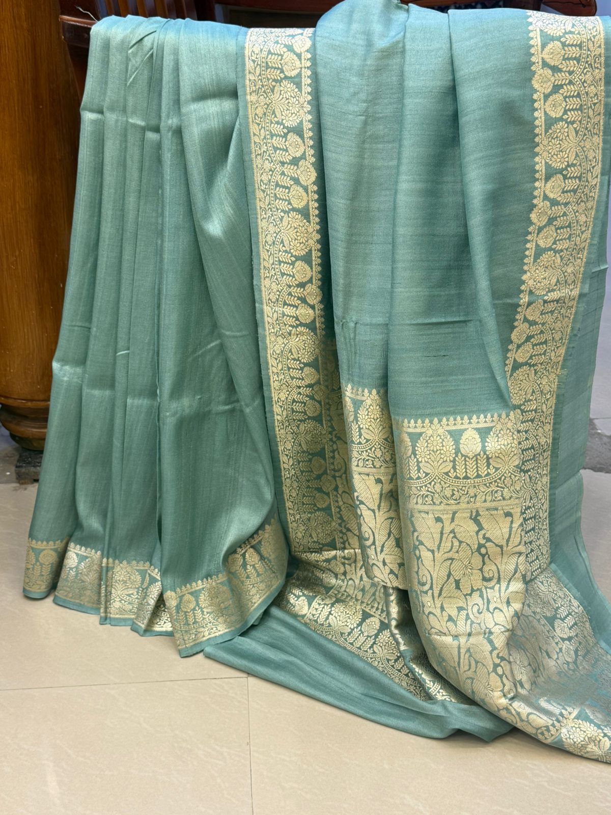 Pastel green/ Tussar georgette benarasi
