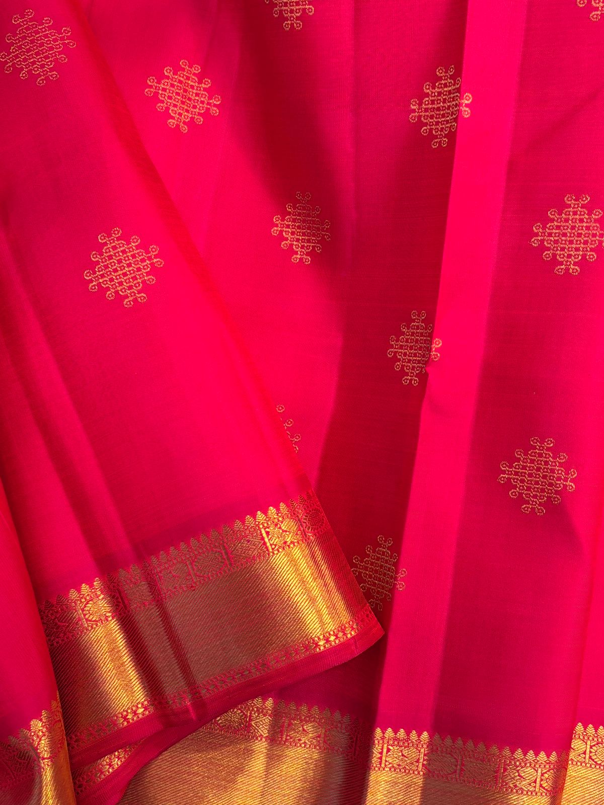 Pinkish red kolam butta and unique Iruthalaipakshi palla / kanjipuram silk