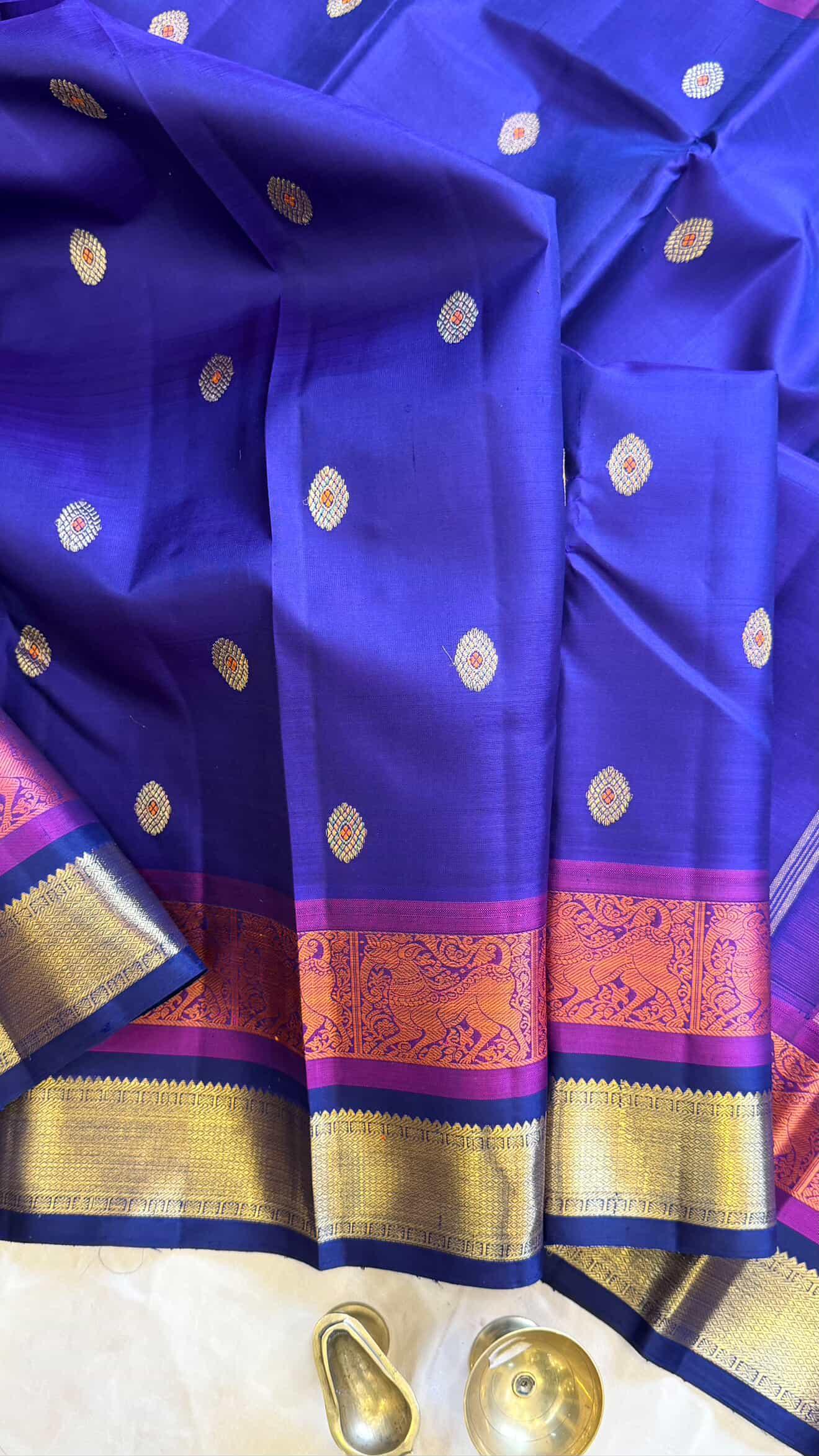 Vintage style double border and meenakari butta/ kanjipuram silk