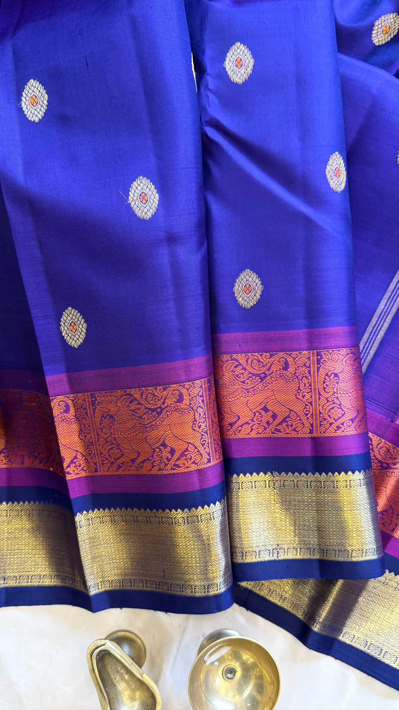 Vintage style double border and meenakari butta/ kanjipuram silk