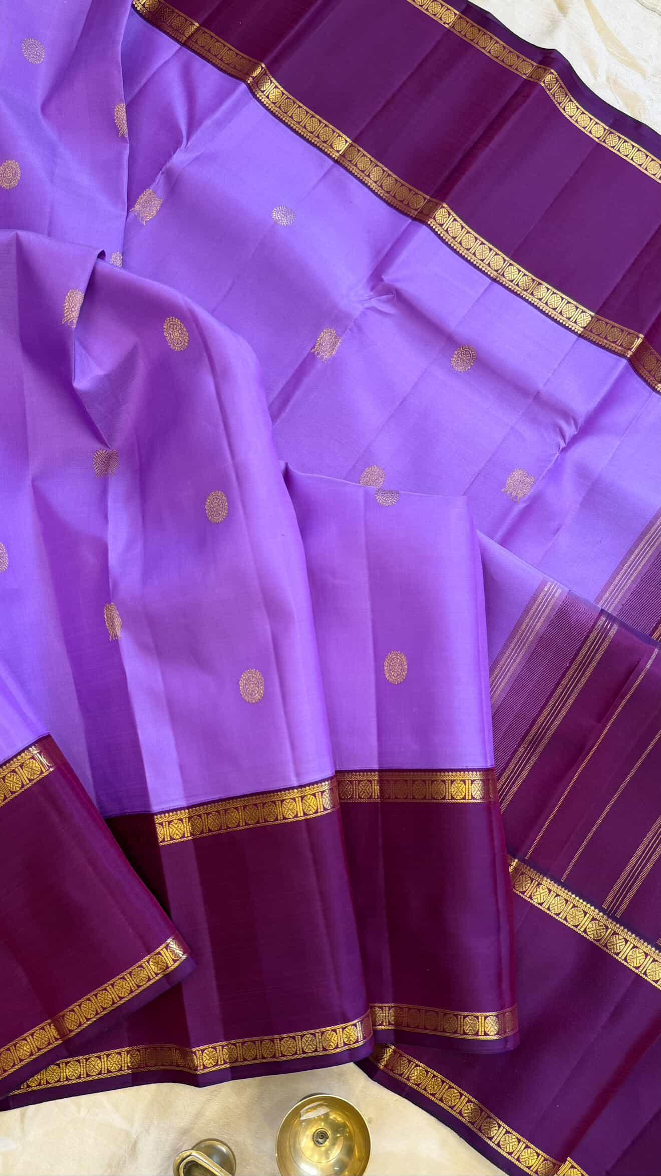 Lavendar and wine rettapet border/ kanjipuram silk