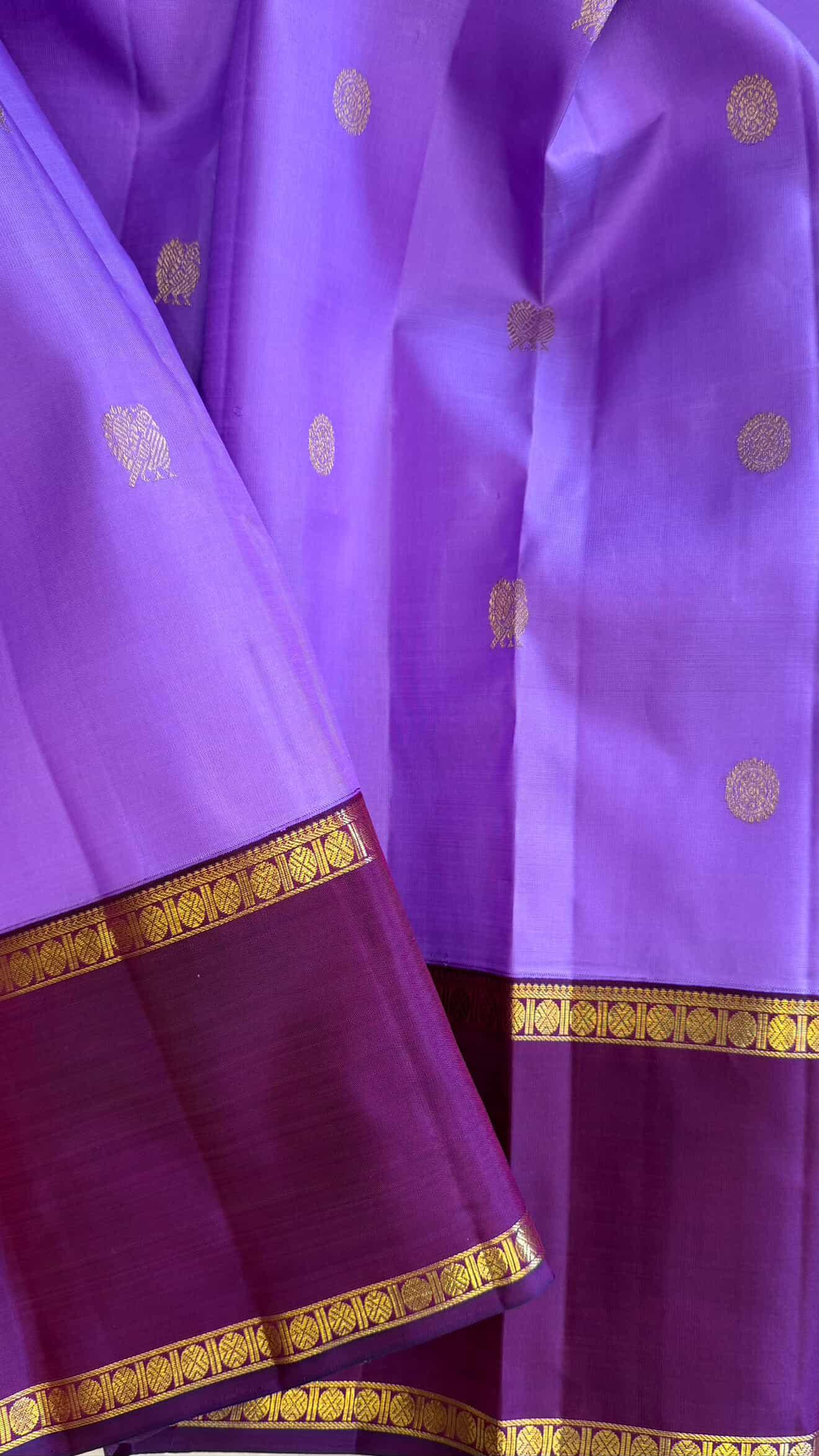 Lavendar and wine rettapet border/ kanjipuram silk