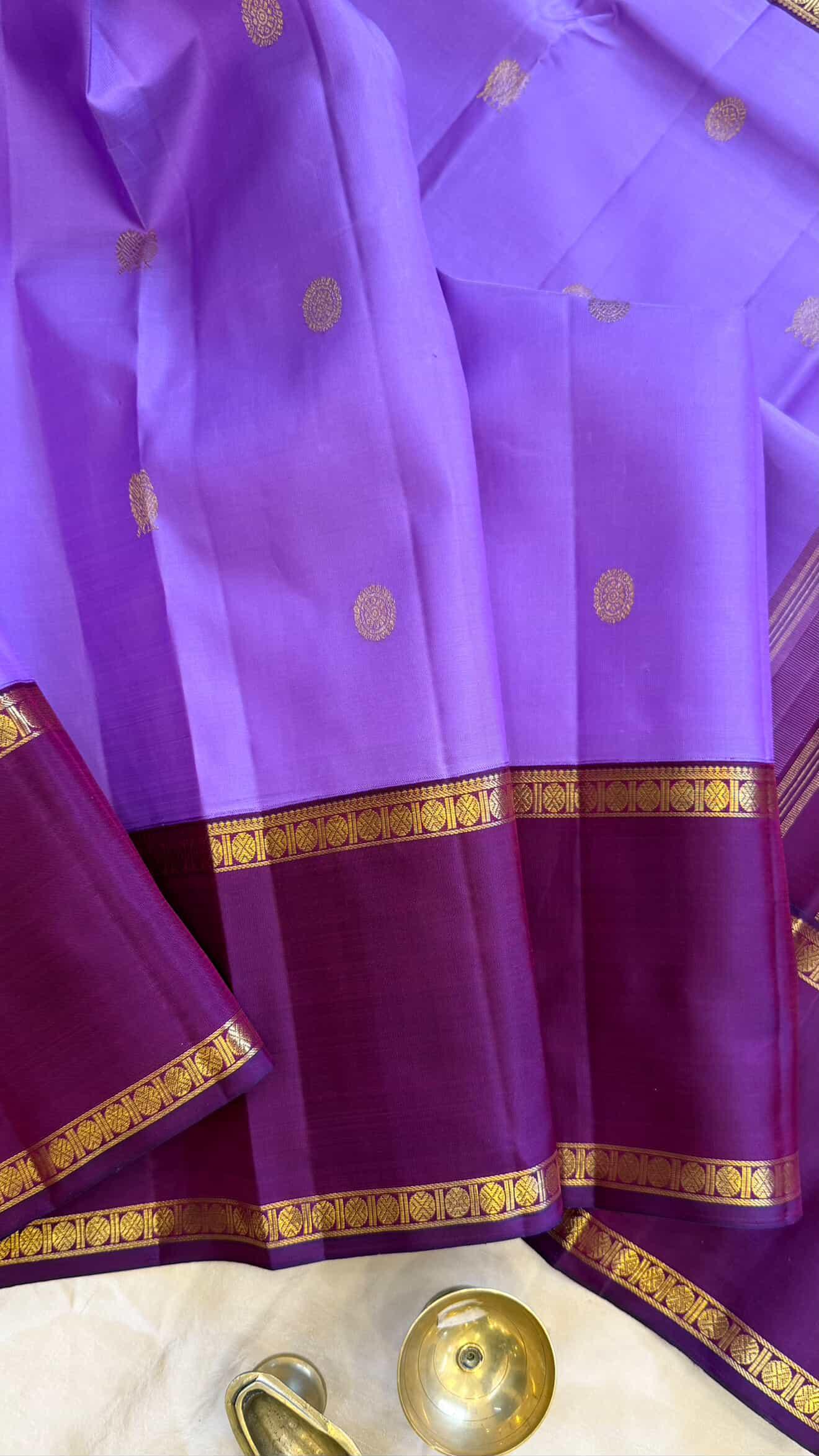 Lavendar and wine rettapet border/ kanjipuram silk
