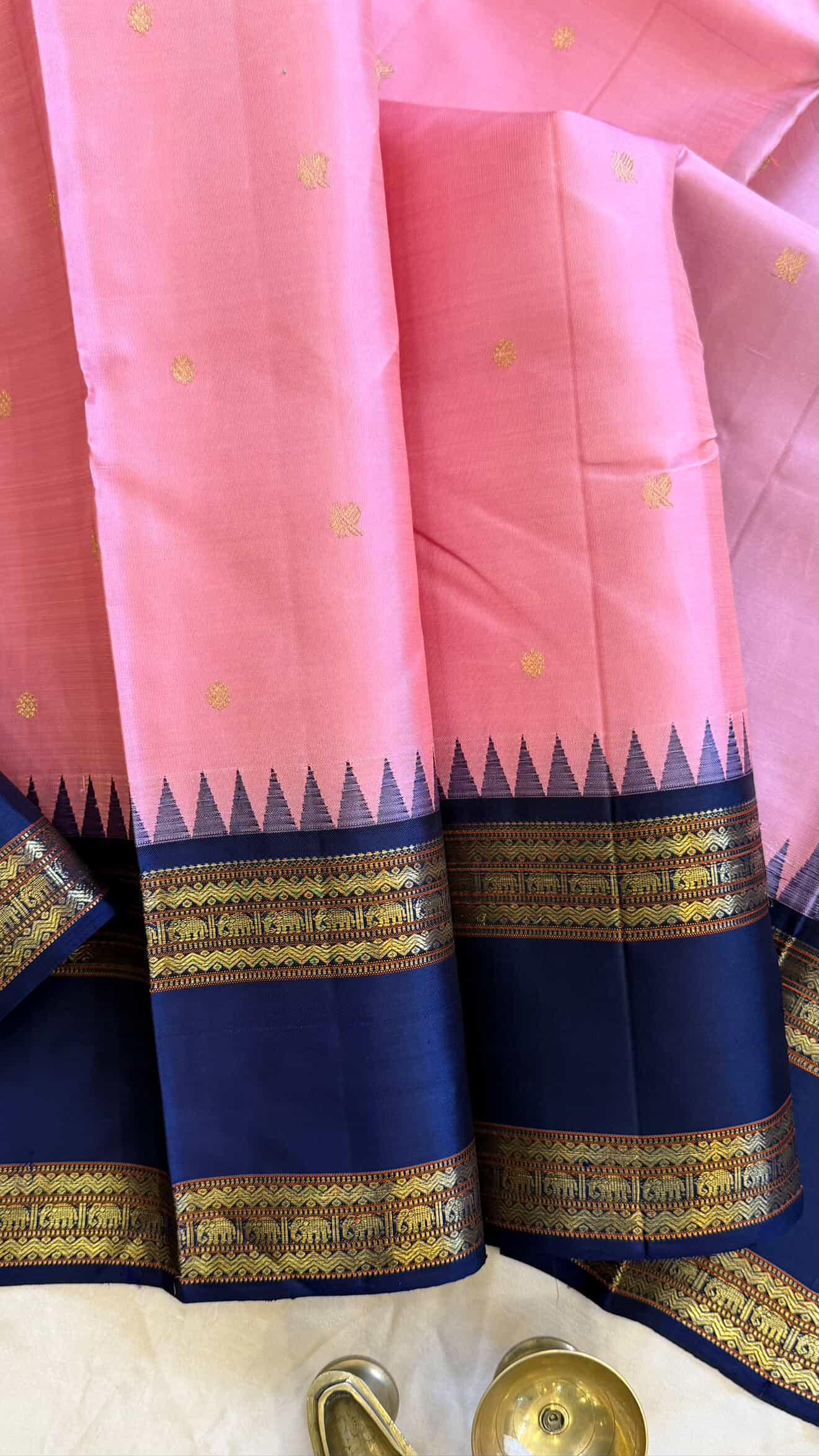 Pink and blue rettapet border kai korvai/ kanjipuram silk