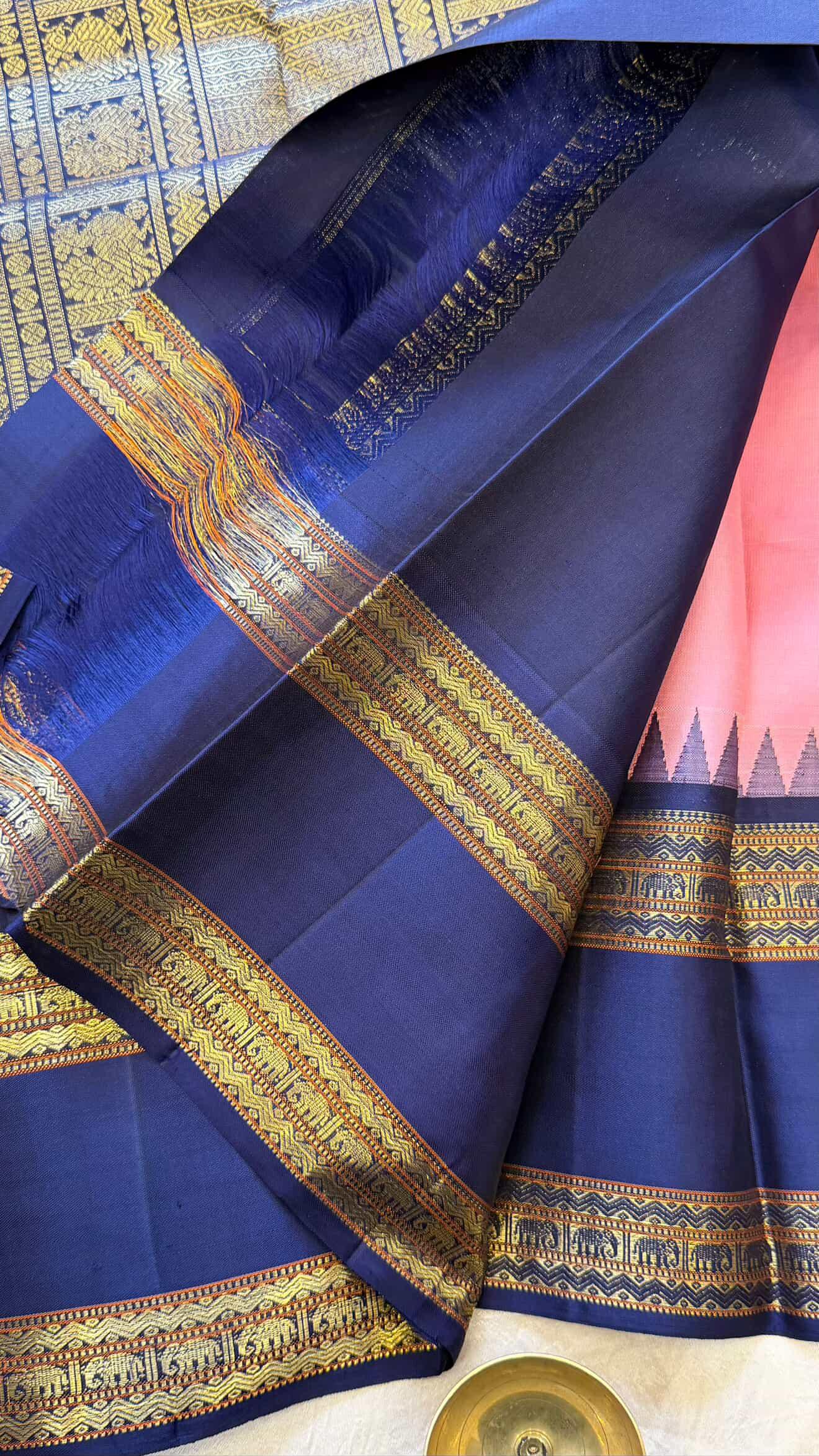 Pink and blue rettapet border kai korvai/ kanjipuram silk