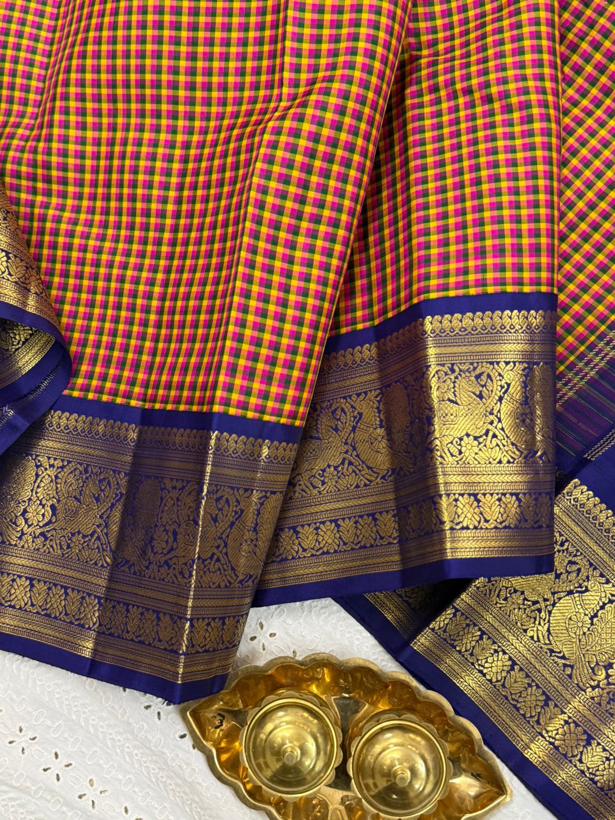 Paalum pazhamum checks and blue korvai / Arani silk CLSA9869