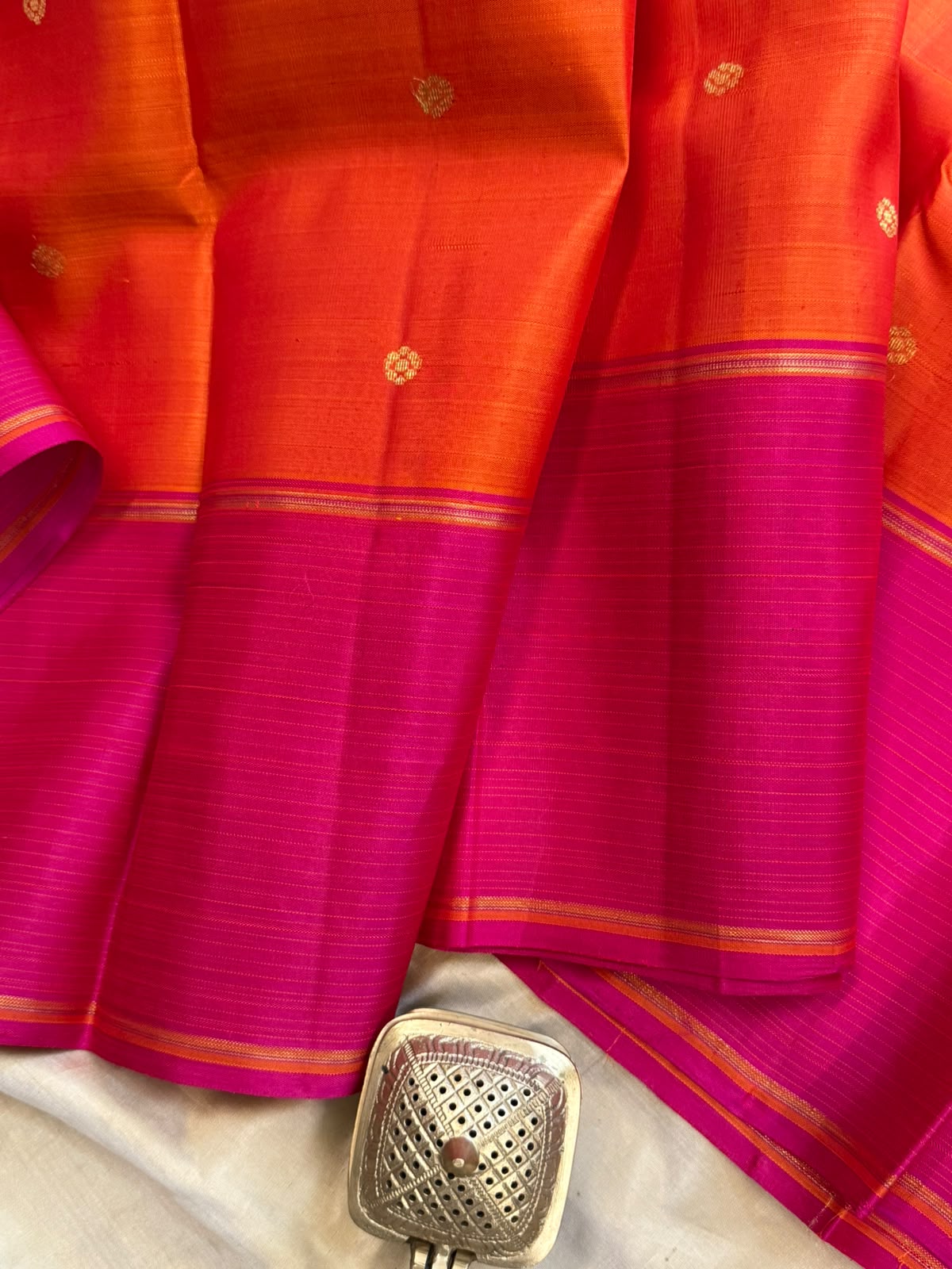 Orange and pink kamalam butta/ Kanjipuram silk CL9912