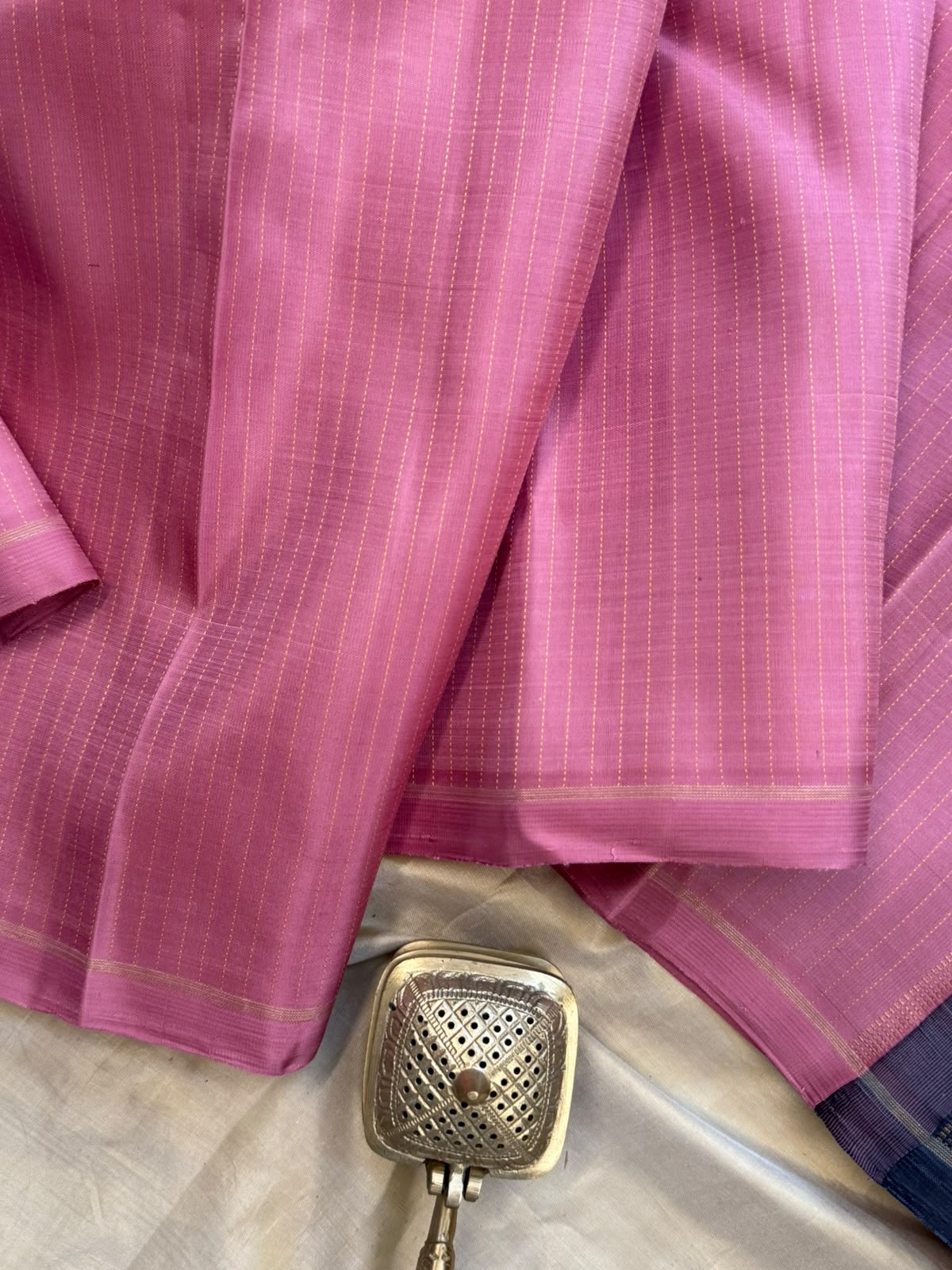 Pink thread oosi stripes borderless/ Kanjipuram silk CL9960