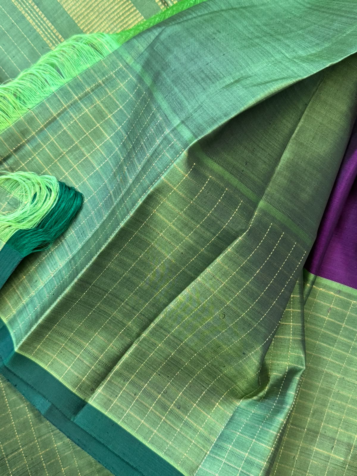 Vadamalli and green border kattam / Kanjipuram silk CL9889