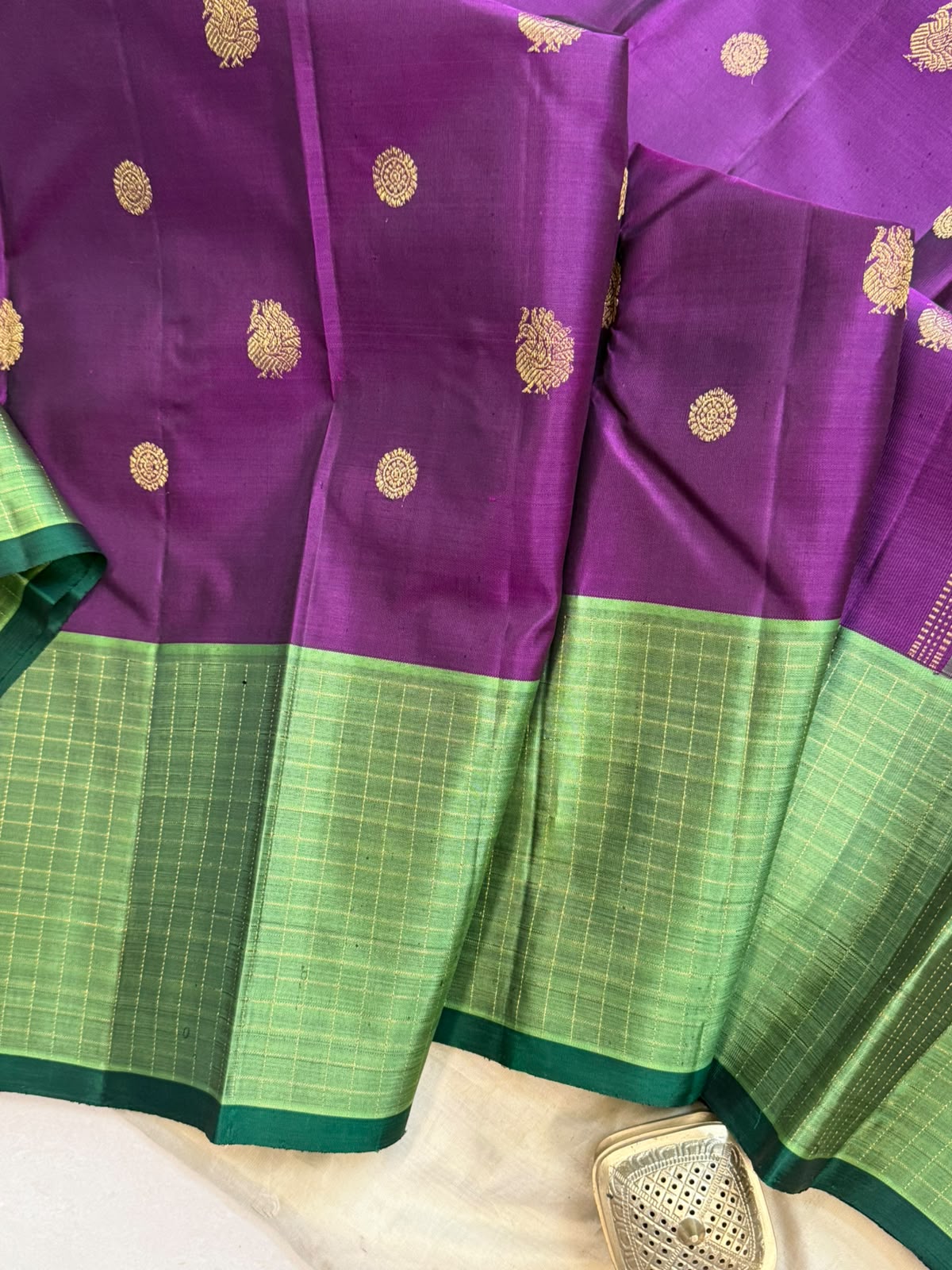 Vadamalli and green border kattam / Kanjipuram silk CL9889