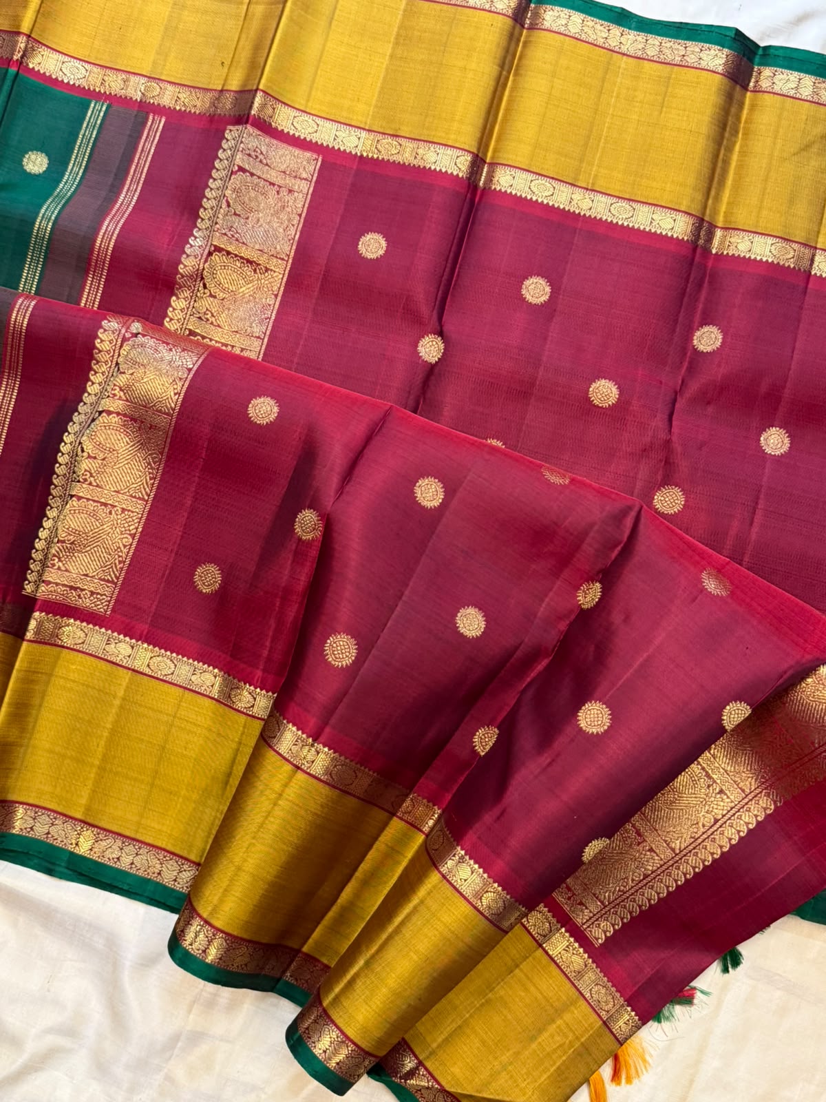 Green and mustard rettapet border- Araku pallu / Kanjipuram silk CL8961