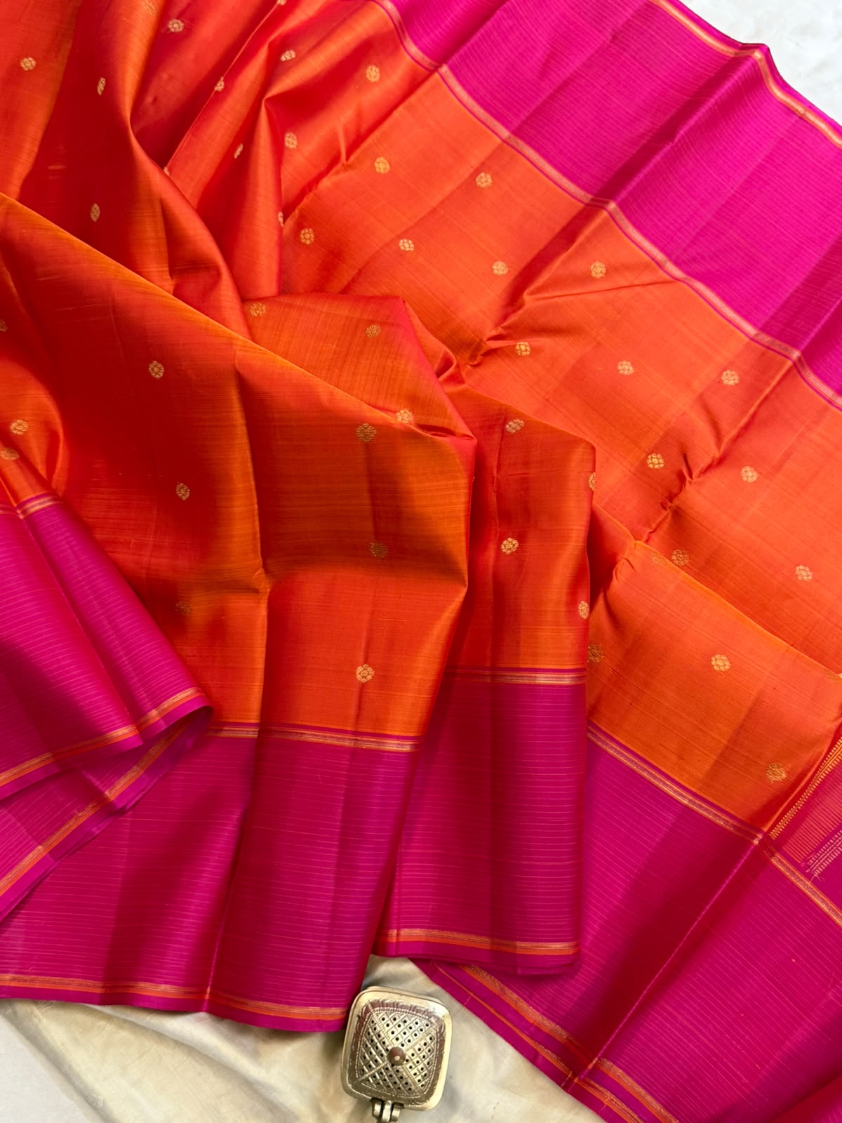 Orange and pink kamalam butta/ Kanjipuram silk CL9912