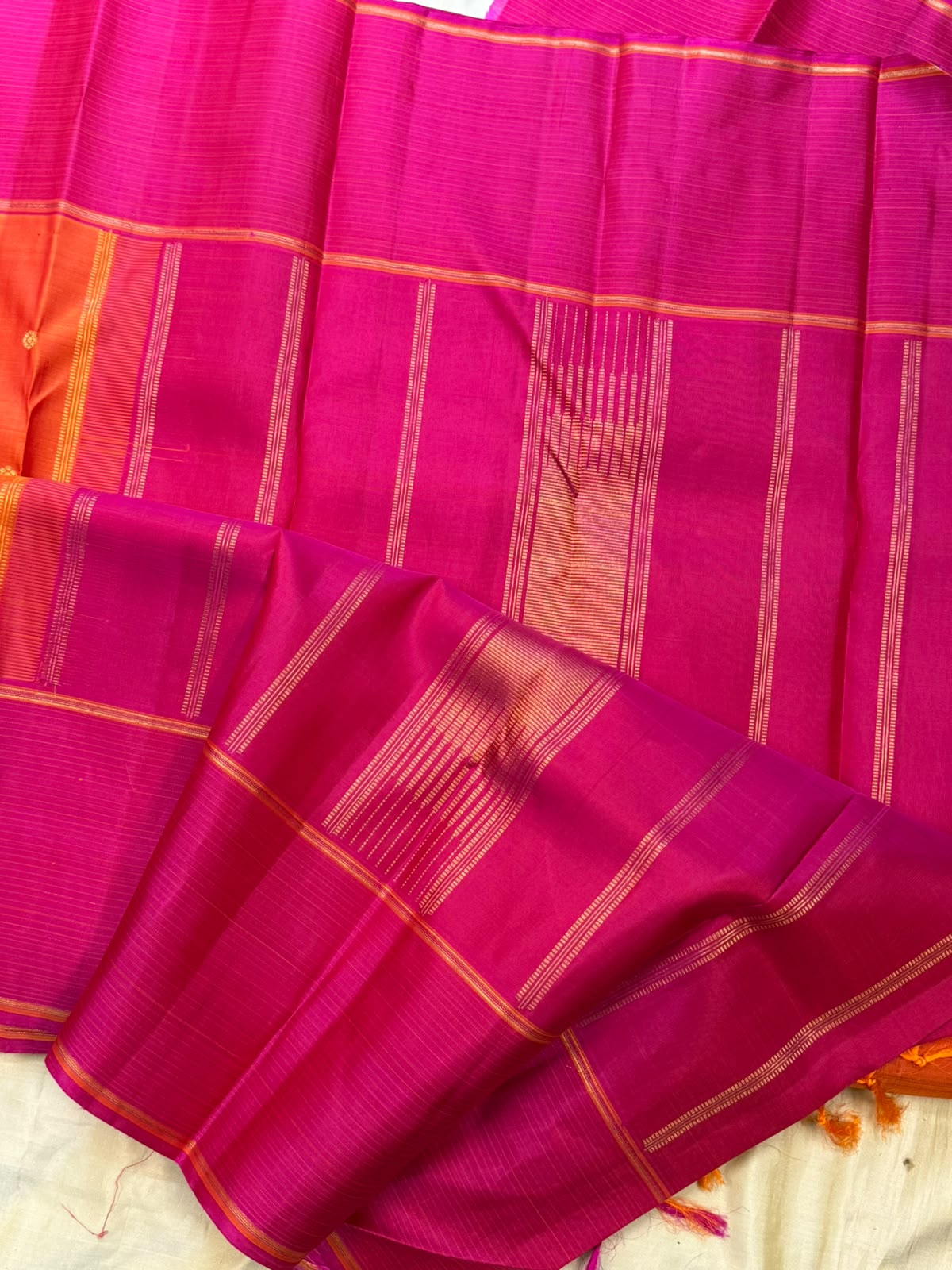 Orange and pink kamalam butta/ Kanjipuram silk CL9912