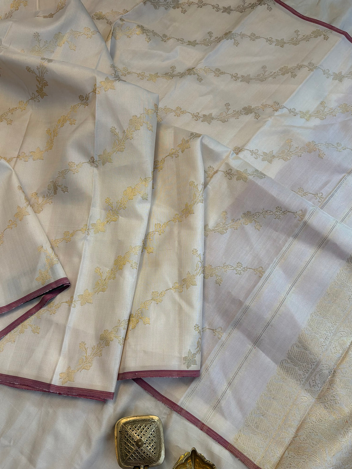 Off white Lehariya/ pure Zari Kanjipuram silk