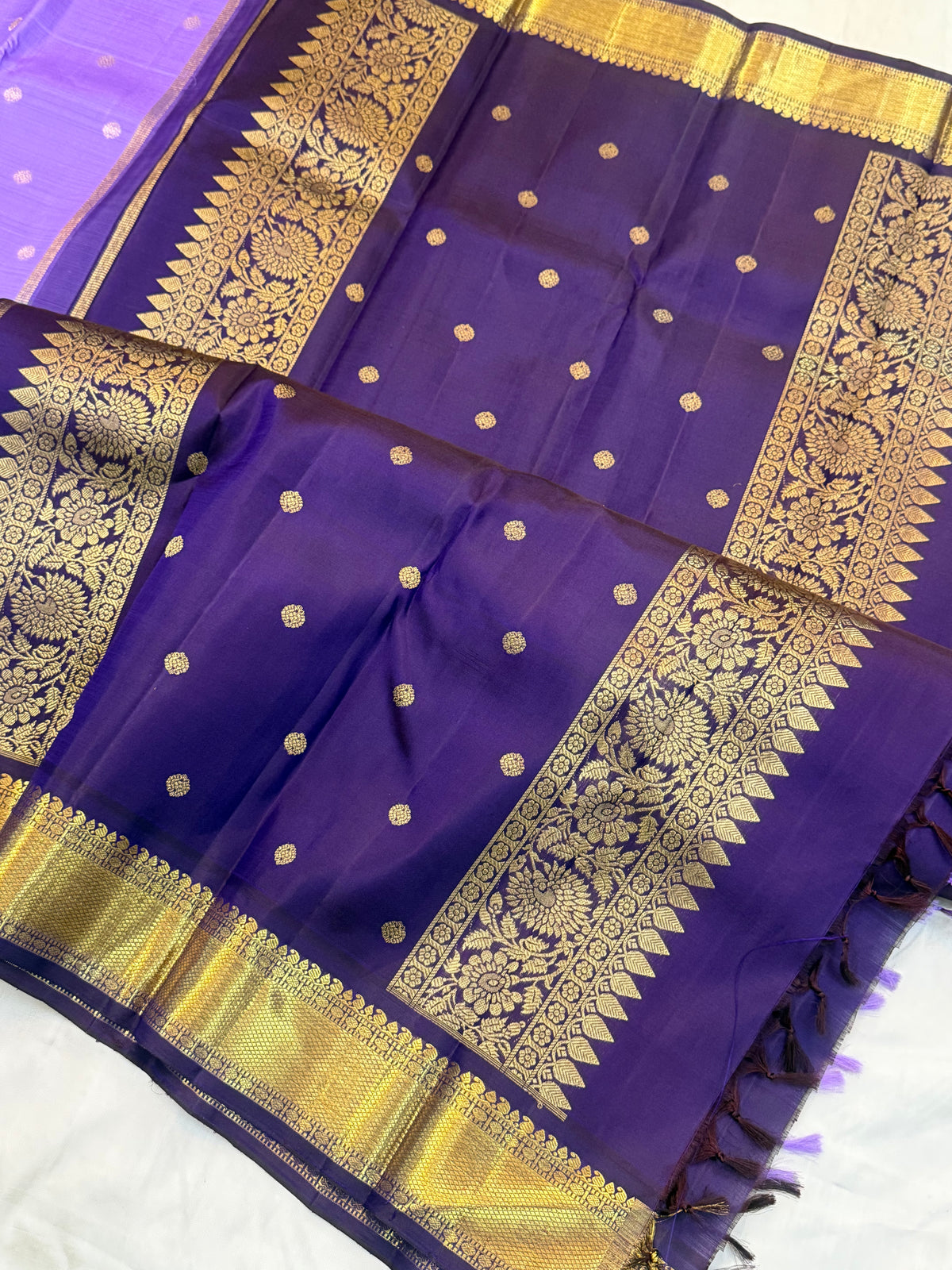 December poo body with deep purple border Kai Korvai CLSA11783