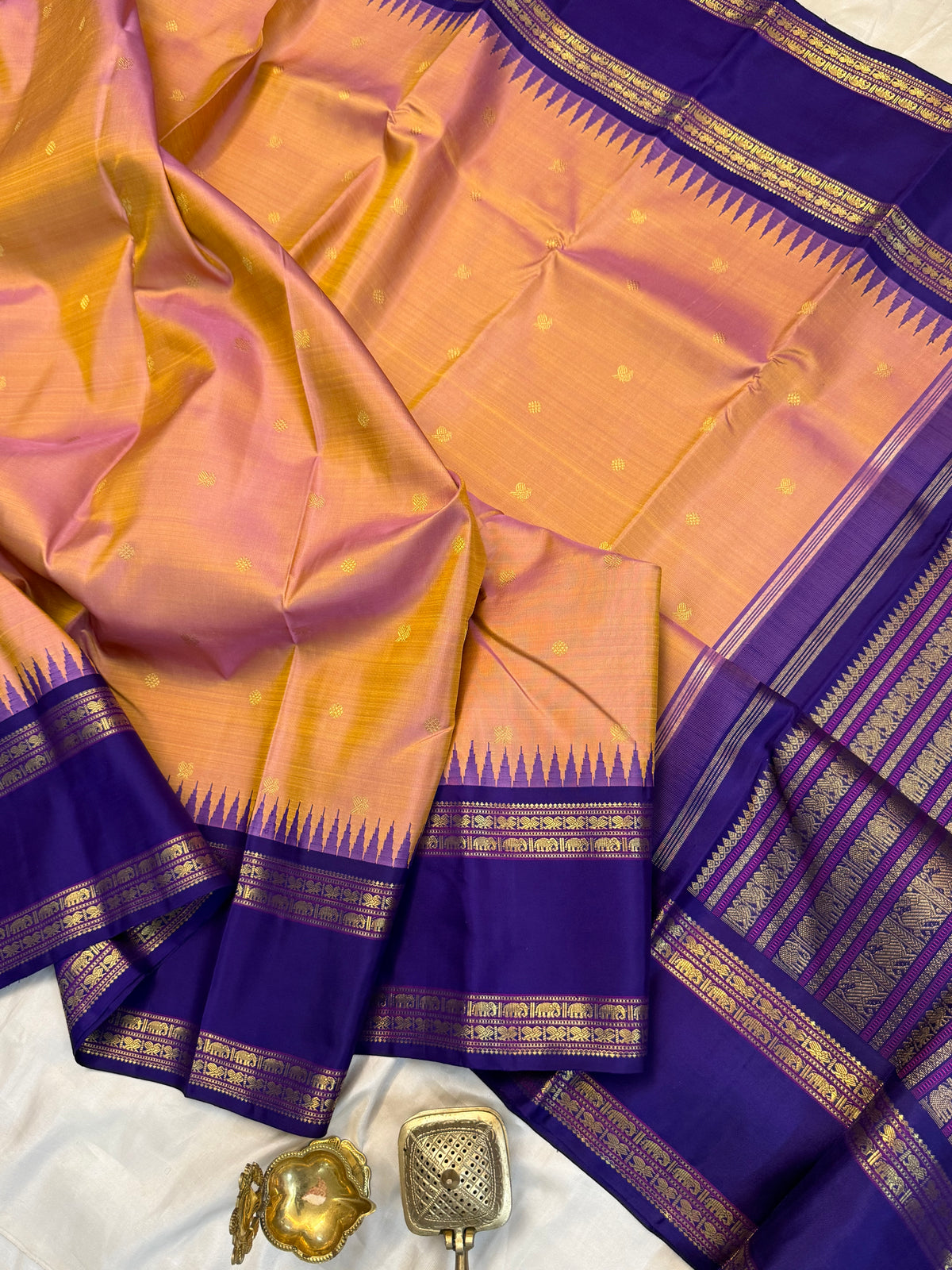 Unusual body with Korvai pure zari kanjipuram silk saree clsa 10973