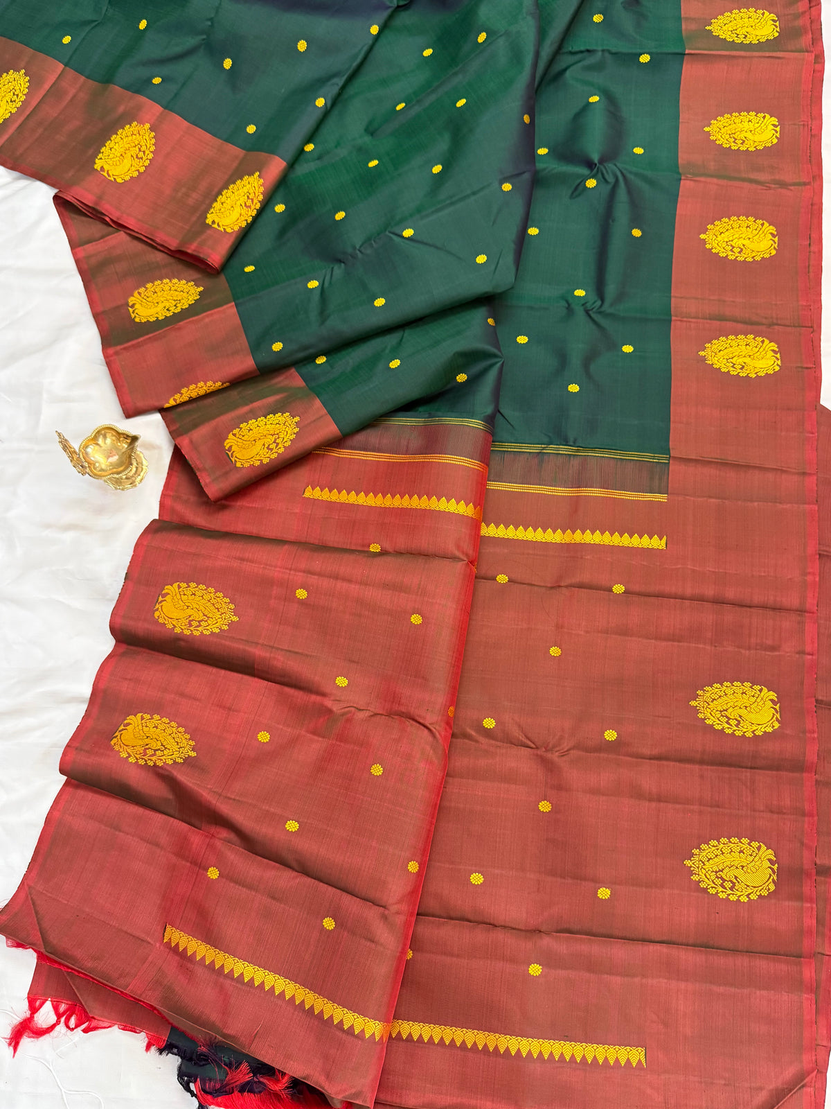 Aarani border butta thread work/kanjipuram silk saree clsa 12863