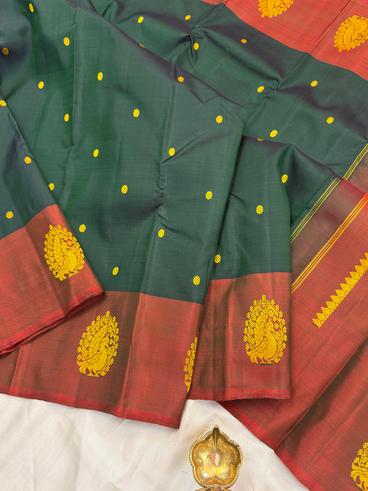 Aarani border butta thread work/kanjipuram silk saree clsa 12863