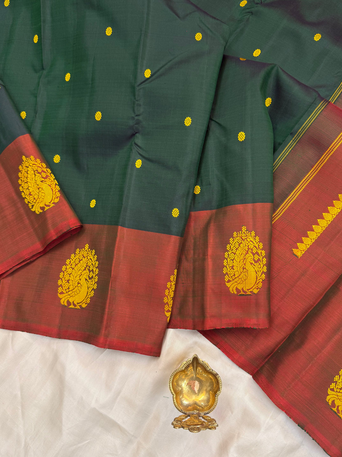 Aarani border butta thread work/kanjipuram silk saree clsa 12863