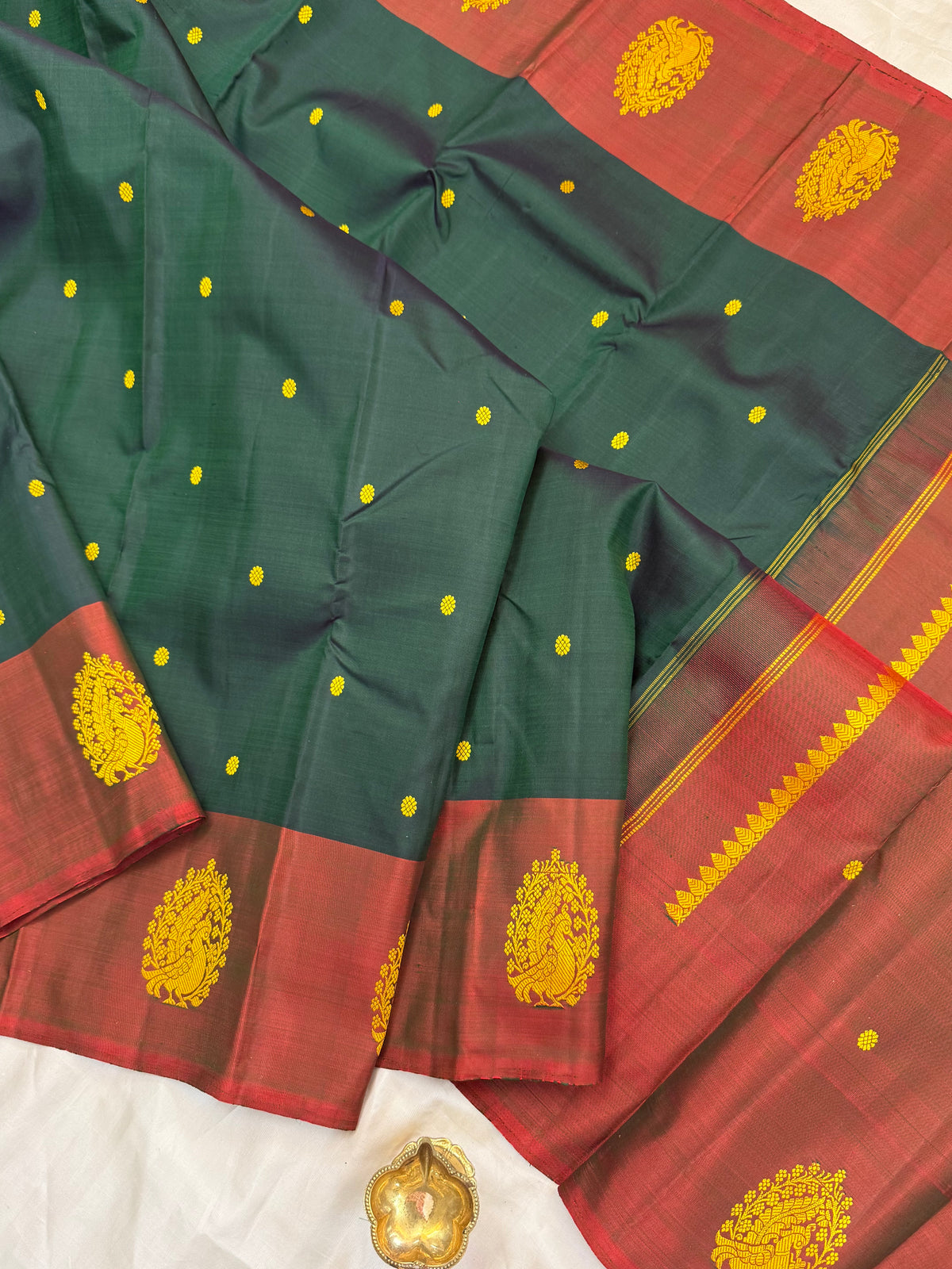 Aarani border butta thread work/kanjipuram silk saree clsa 12863