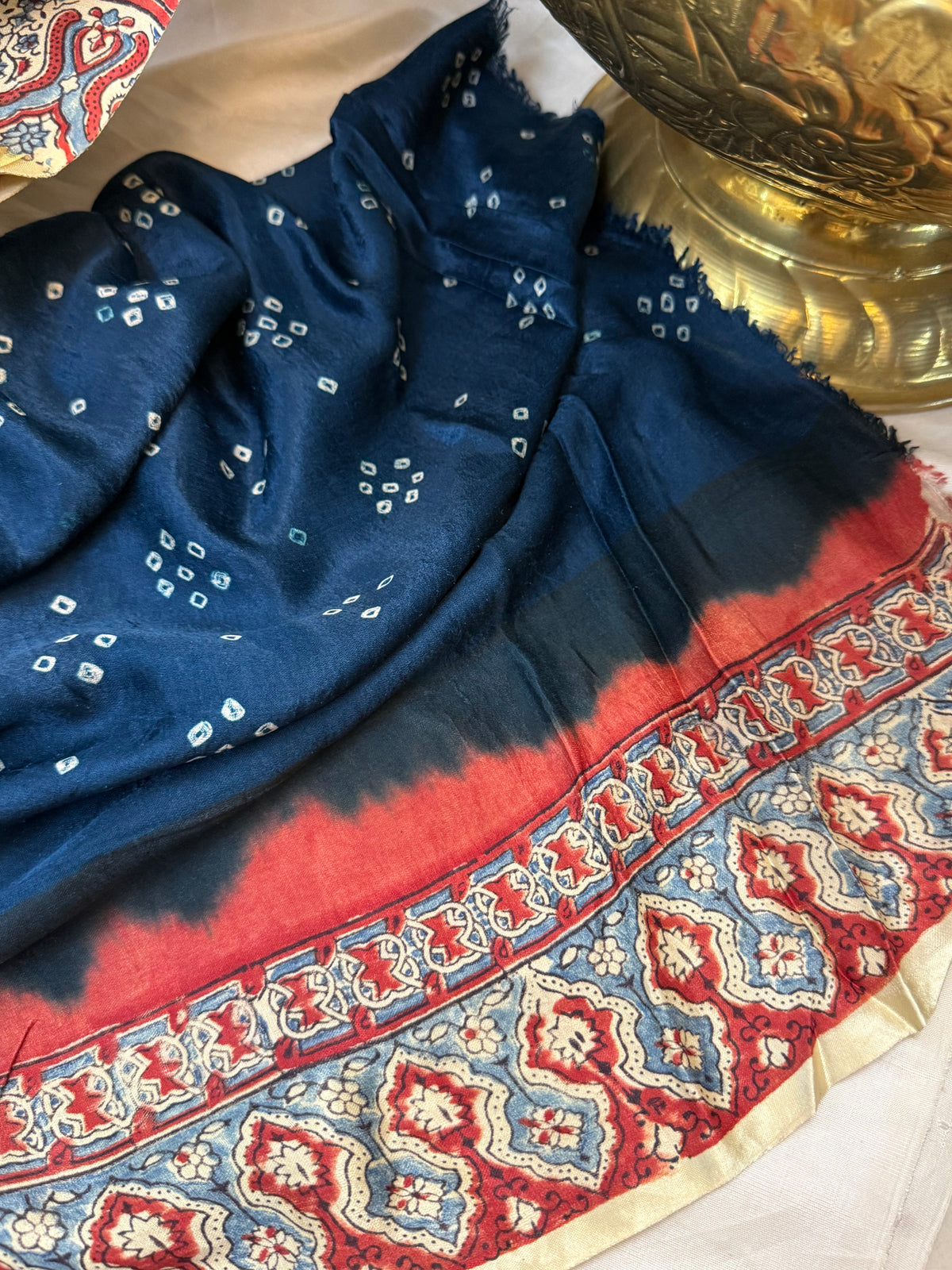Bhandhini and ajrak prints / Gajji silk clsa 12669