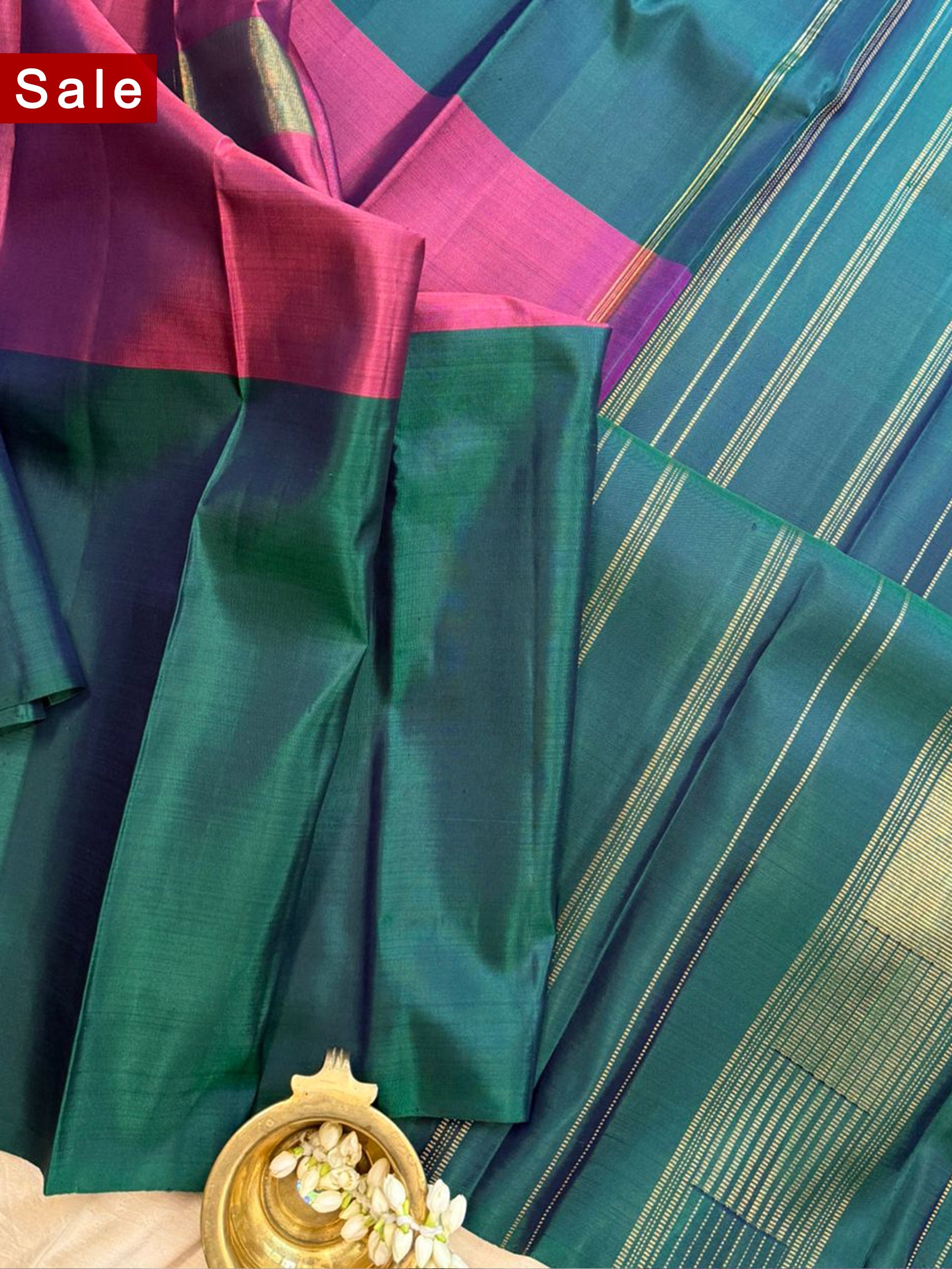 Mayilkazhuthu green long border / kanjipuram silk