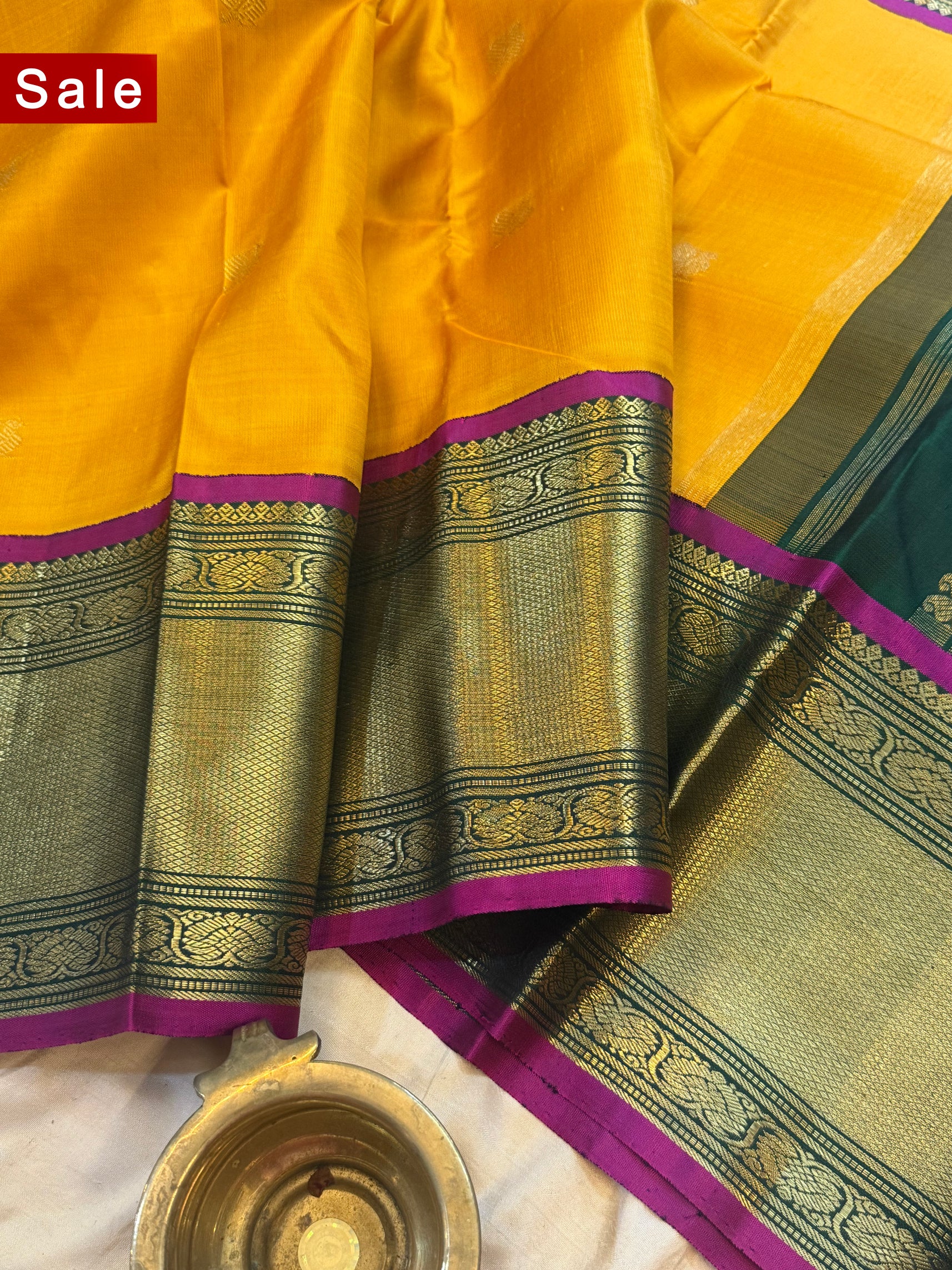 Exclusive yellow Kai korvai/ kanjipuram silk