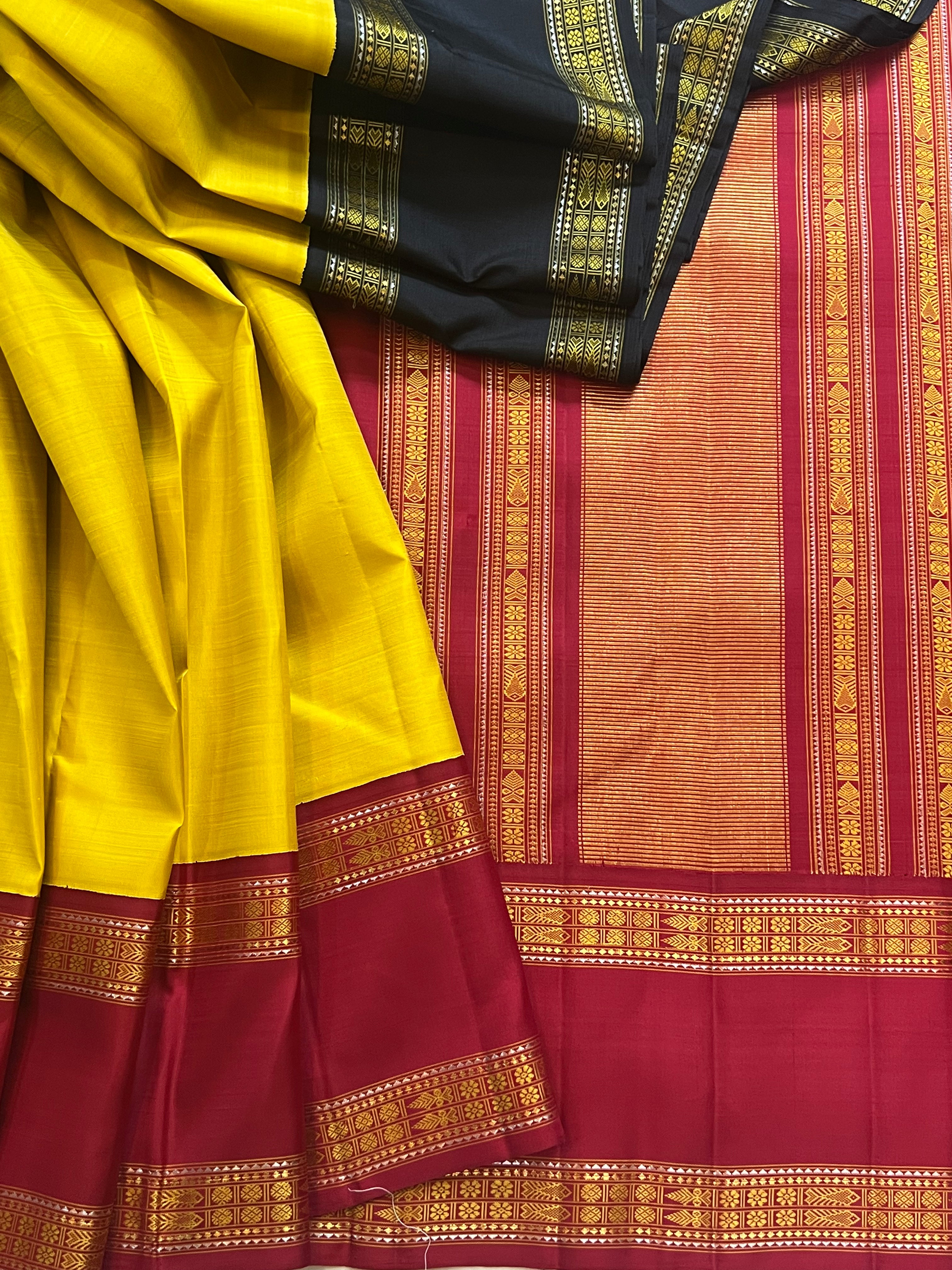 Arani drape