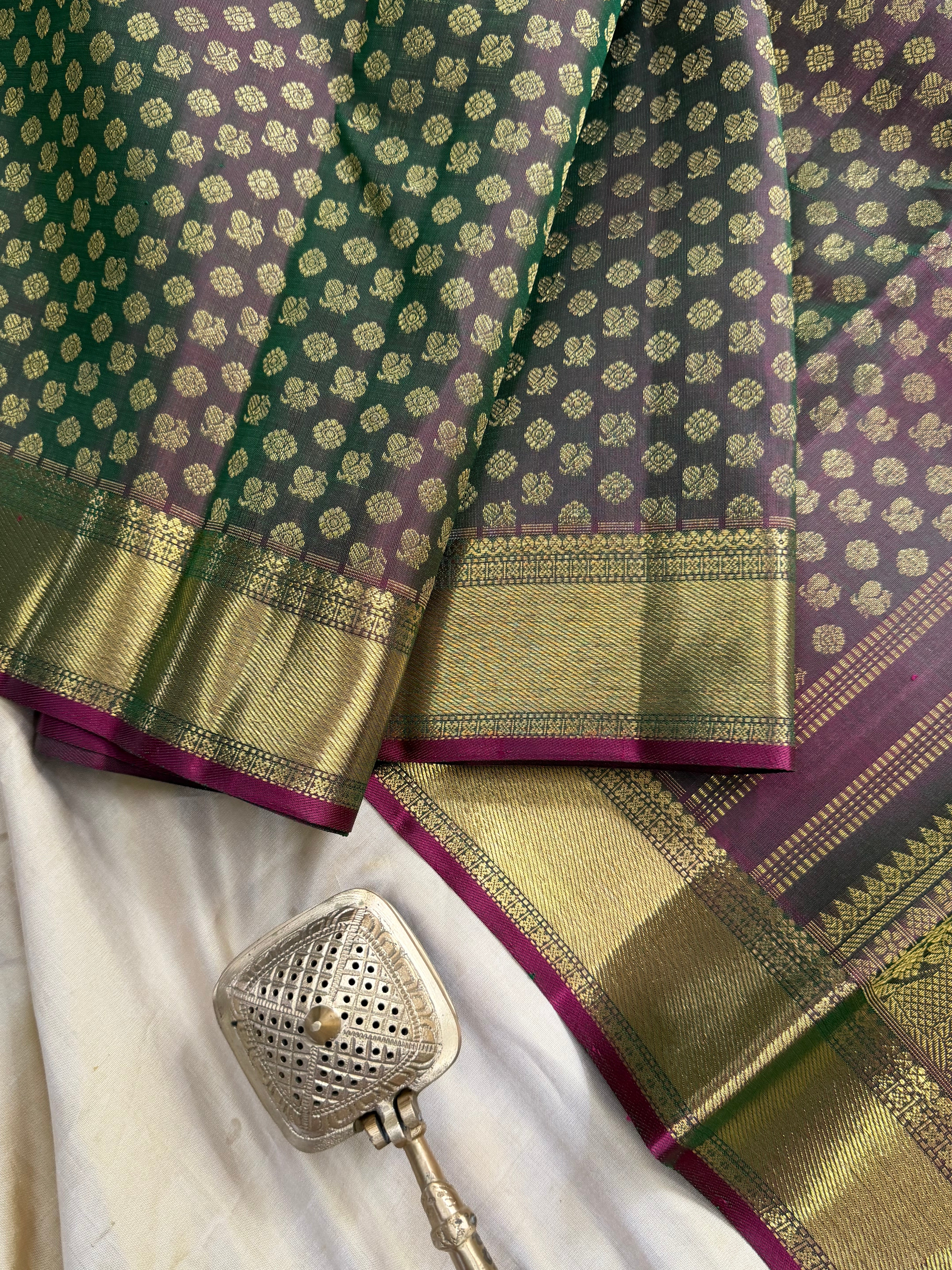 1 lakh Butta manthulir bridal pure Zari Kanjipuram silk