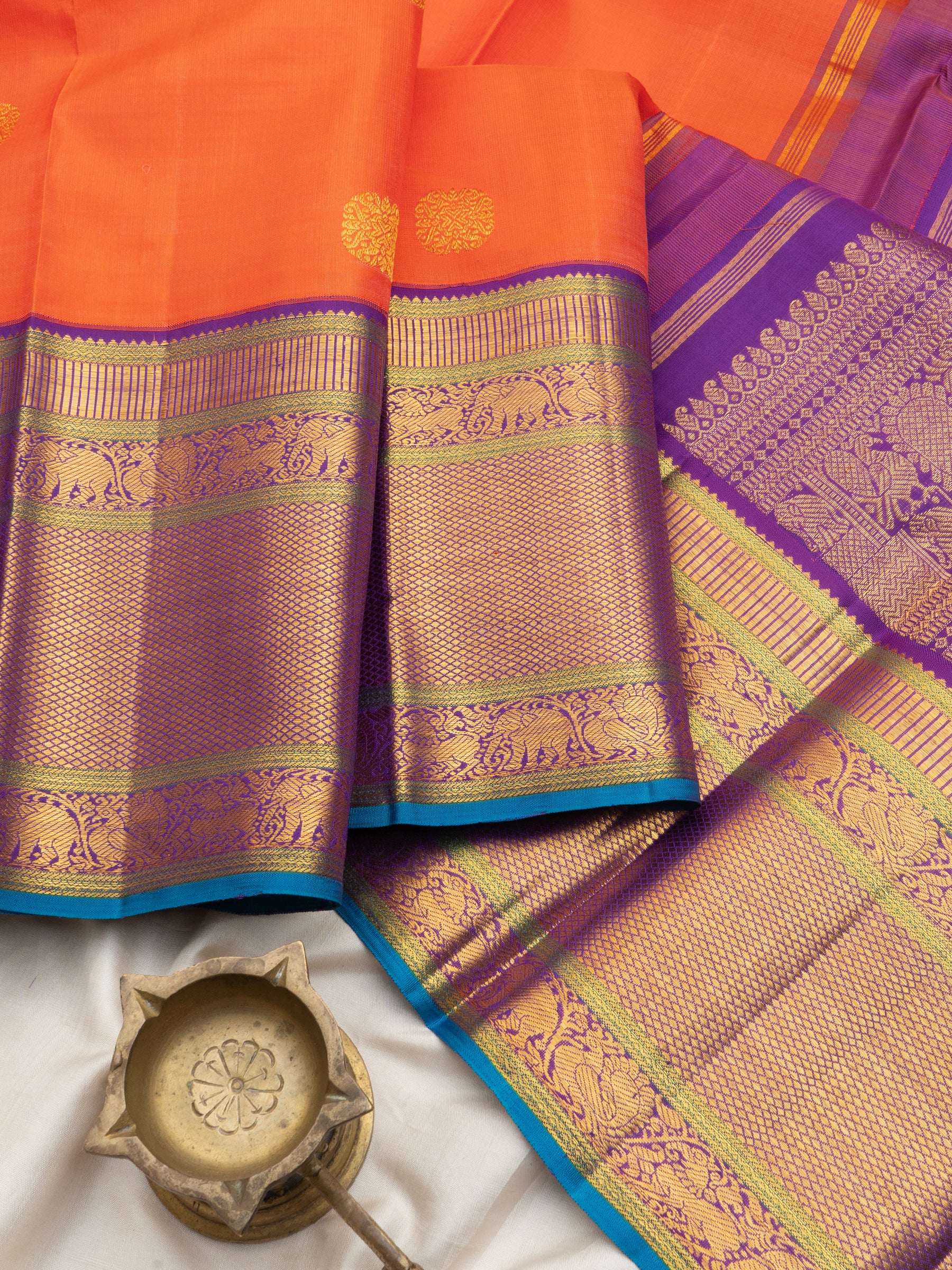 Green and purple evening and morning border / Arani Silk Saree CLSA10168