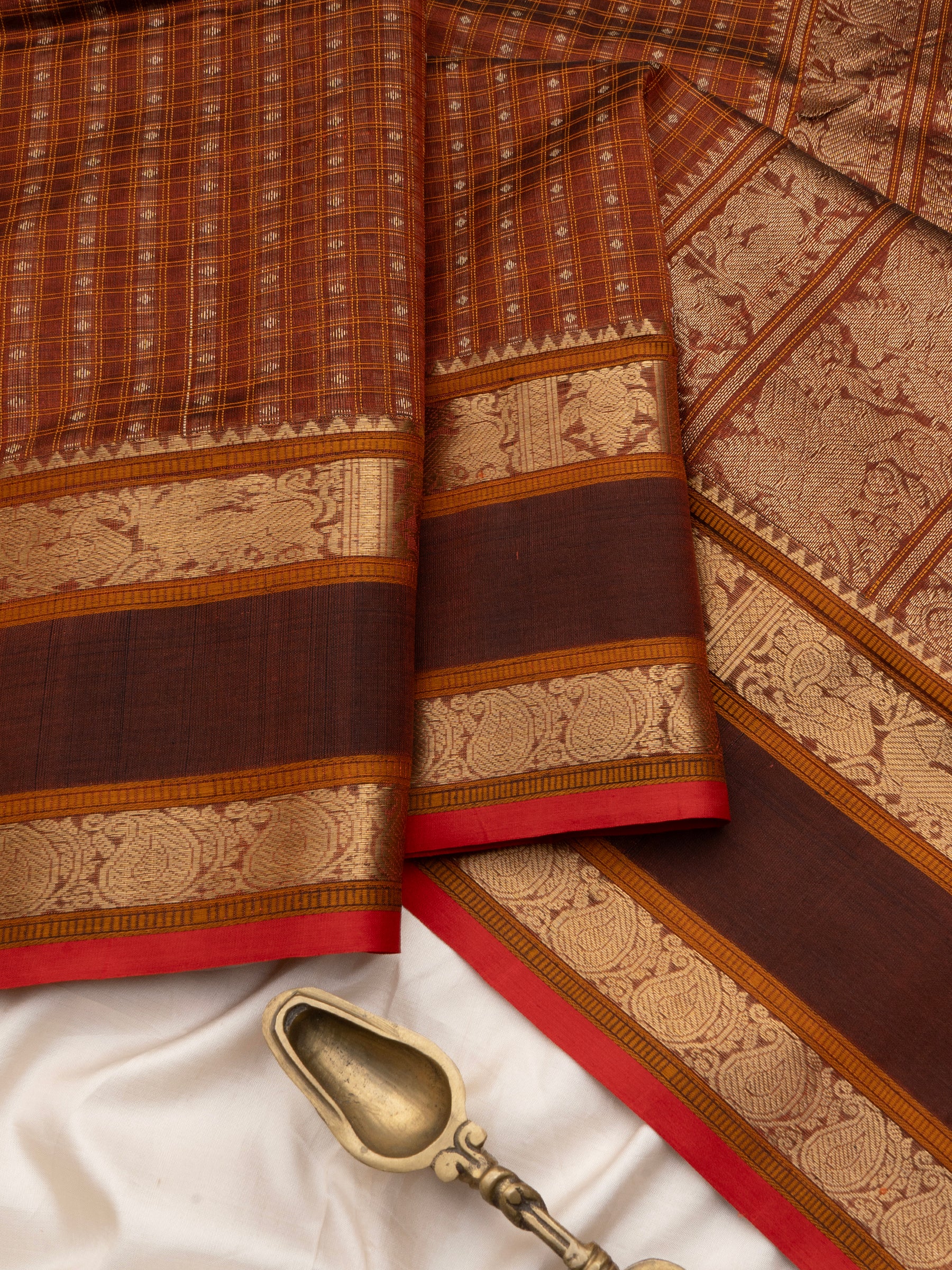 Brown vintage kattam butta unique pallu / Silk Cotton Saree CLSA10273