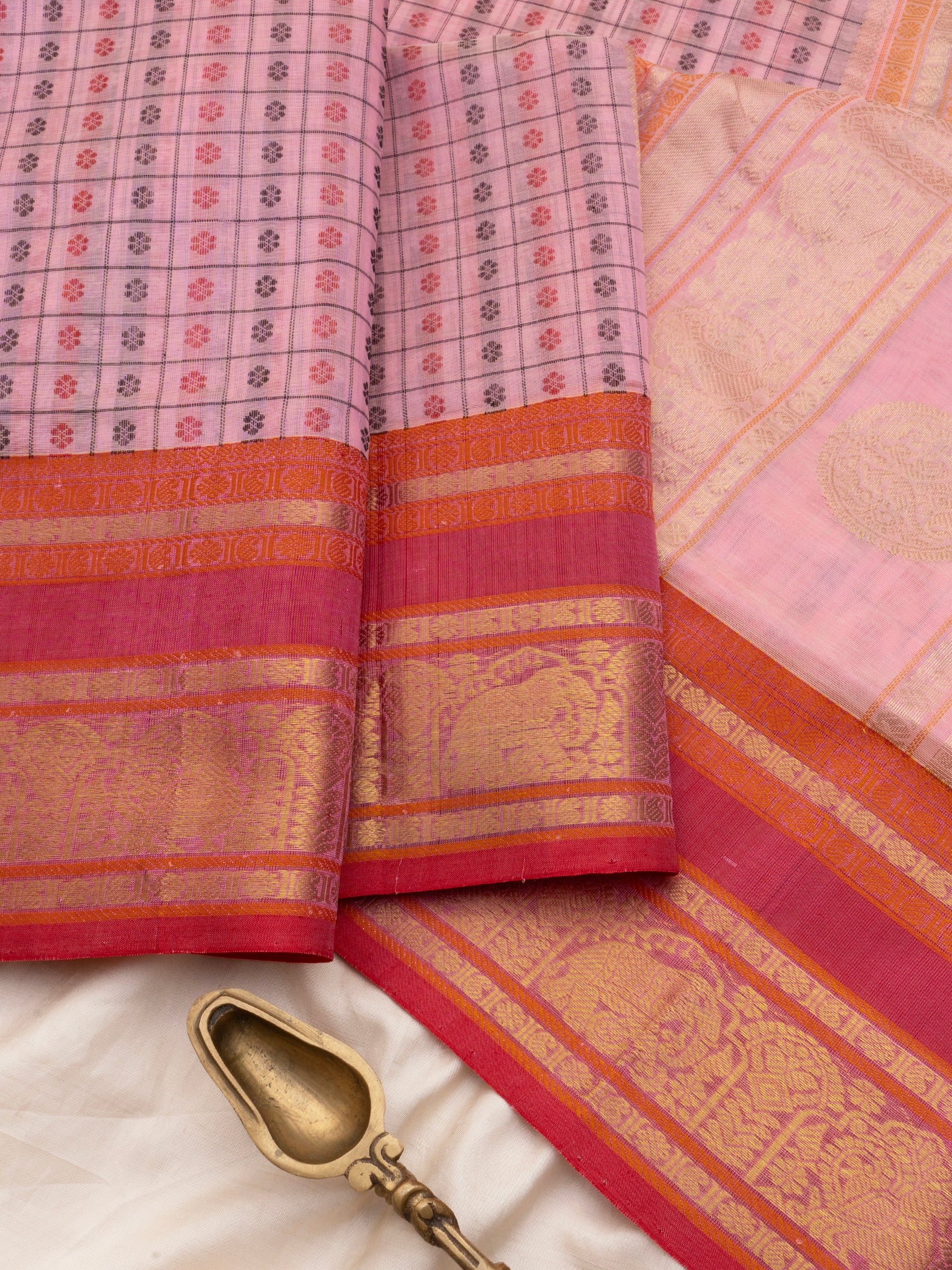 Baby pink lakshambutta/ Silk Cotton Saree CLSA10275