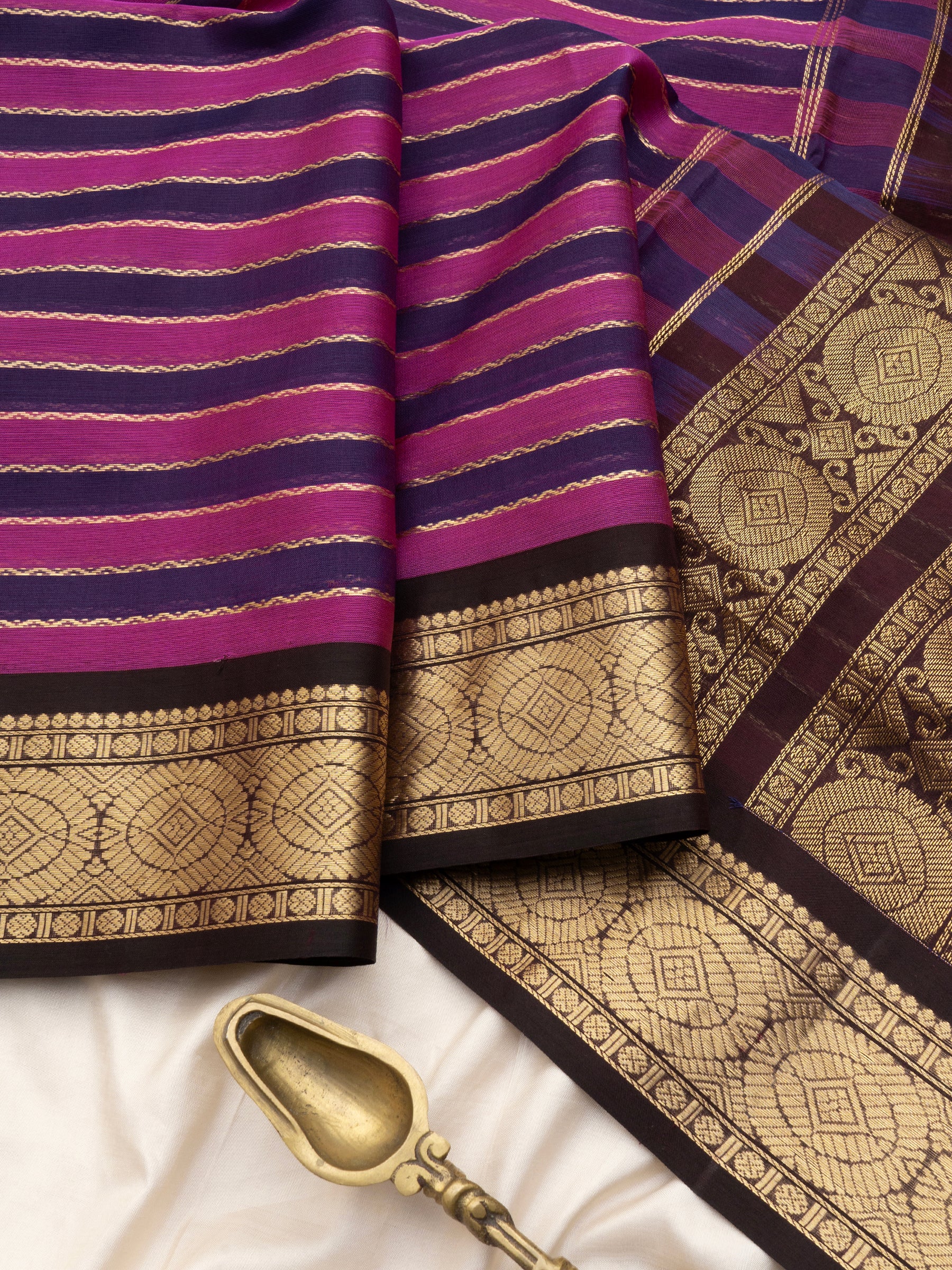 Purple and magenta pink veldhari /Silk Cotton Saree CLSA10297