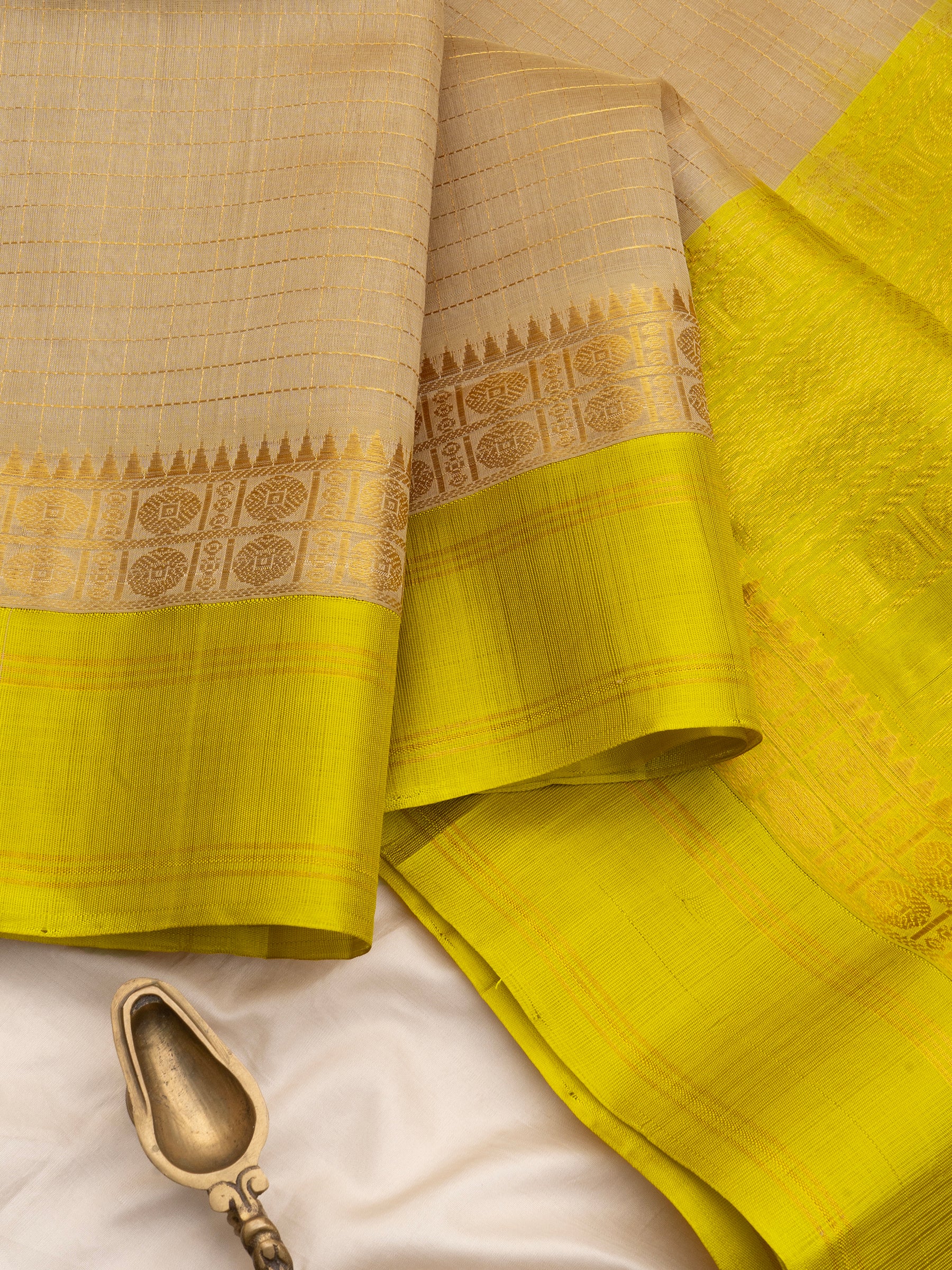 Creme and lemon green / Silk Cotton Saree CLSA10437