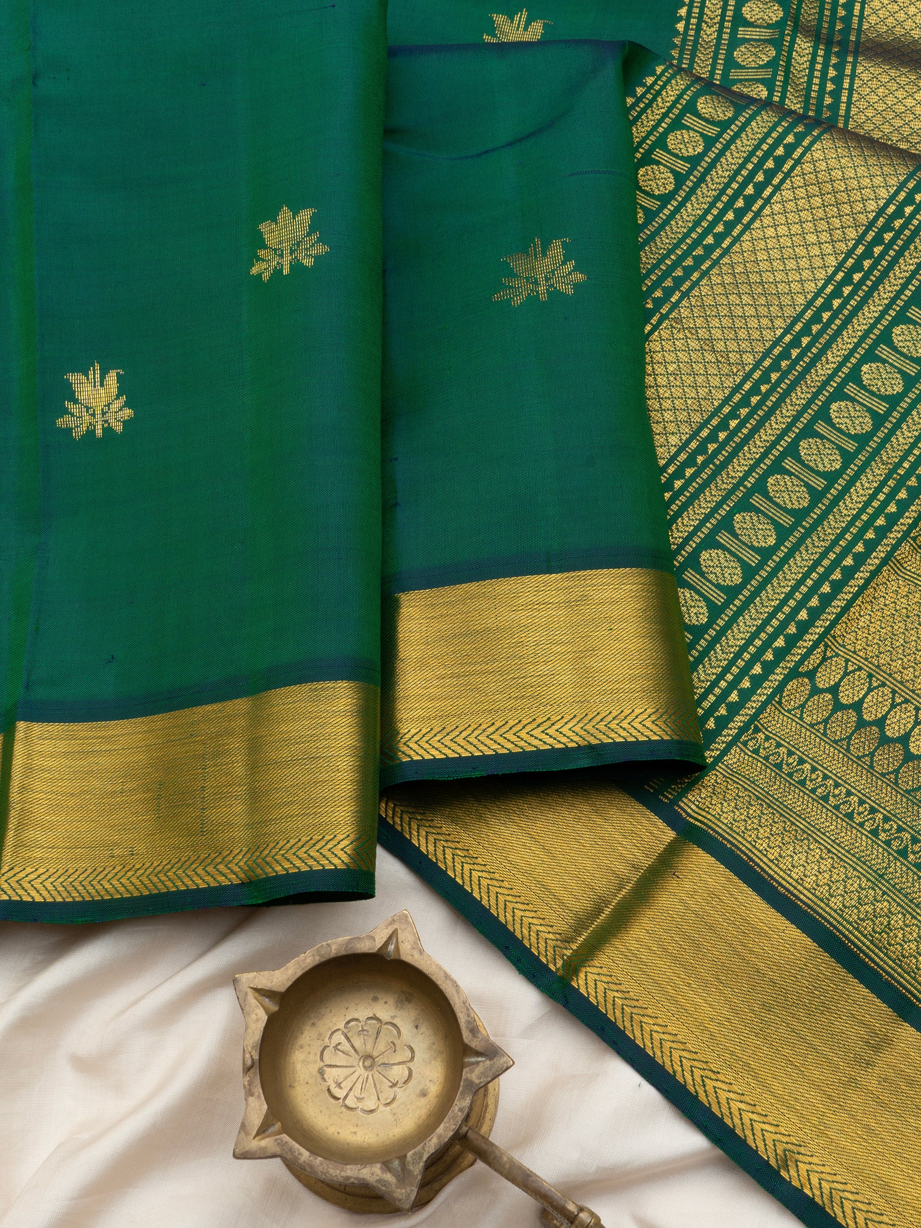 Green Lotus butta /Arani Silk Saree CLSA10839