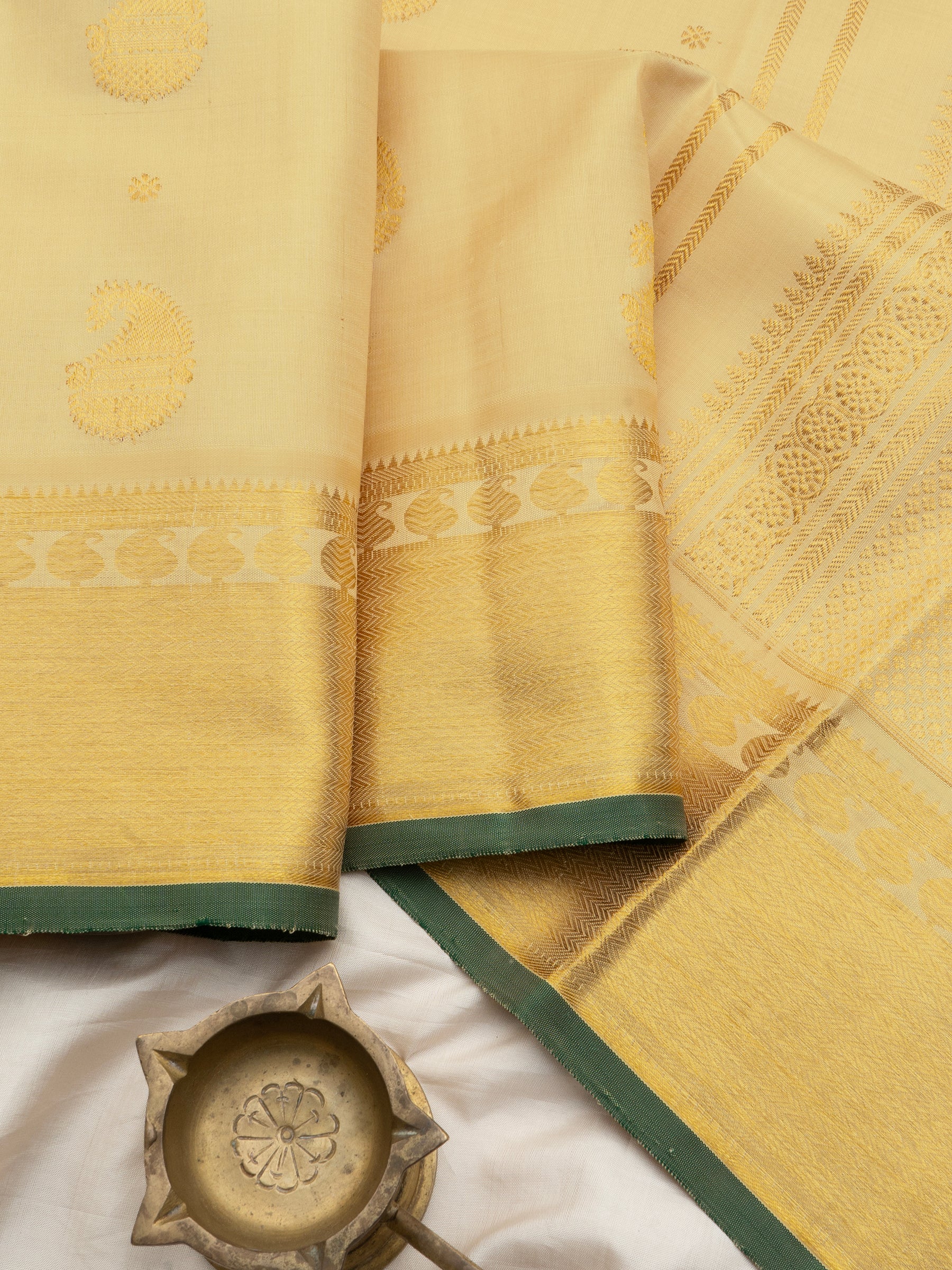 Off sandal manga butta /Arani Silk Saree CLSA10841