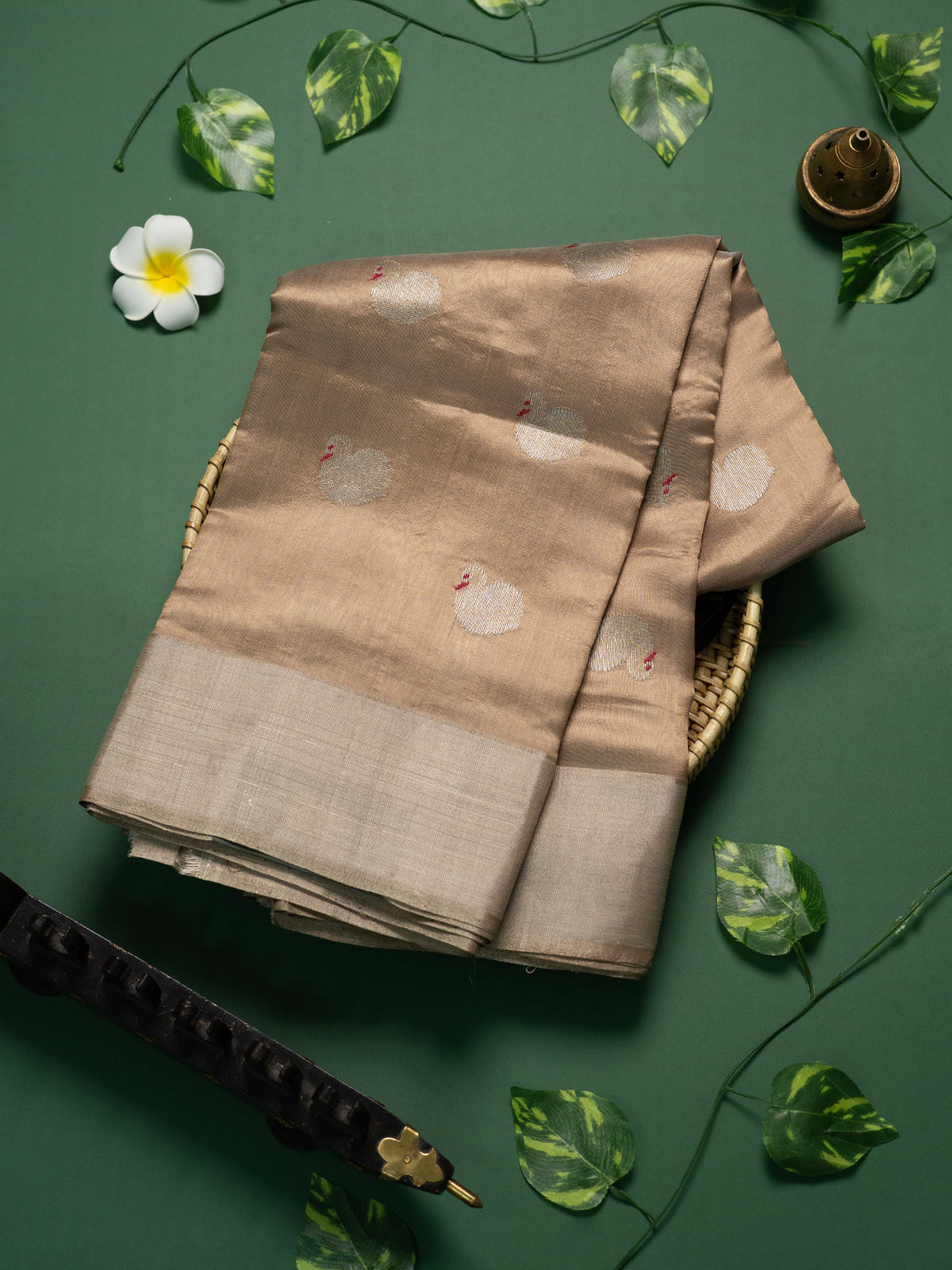 Pastel beige swan meenakari butta/ Chanderi silk Saree CLSA10875