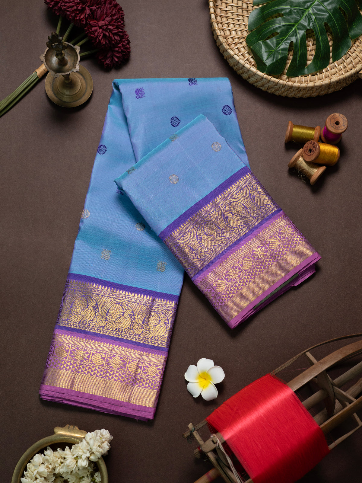 Dual tone body and body thread and Zari butta with doubel border pure zari/Kanjipuram Silk Saree CLSA11641