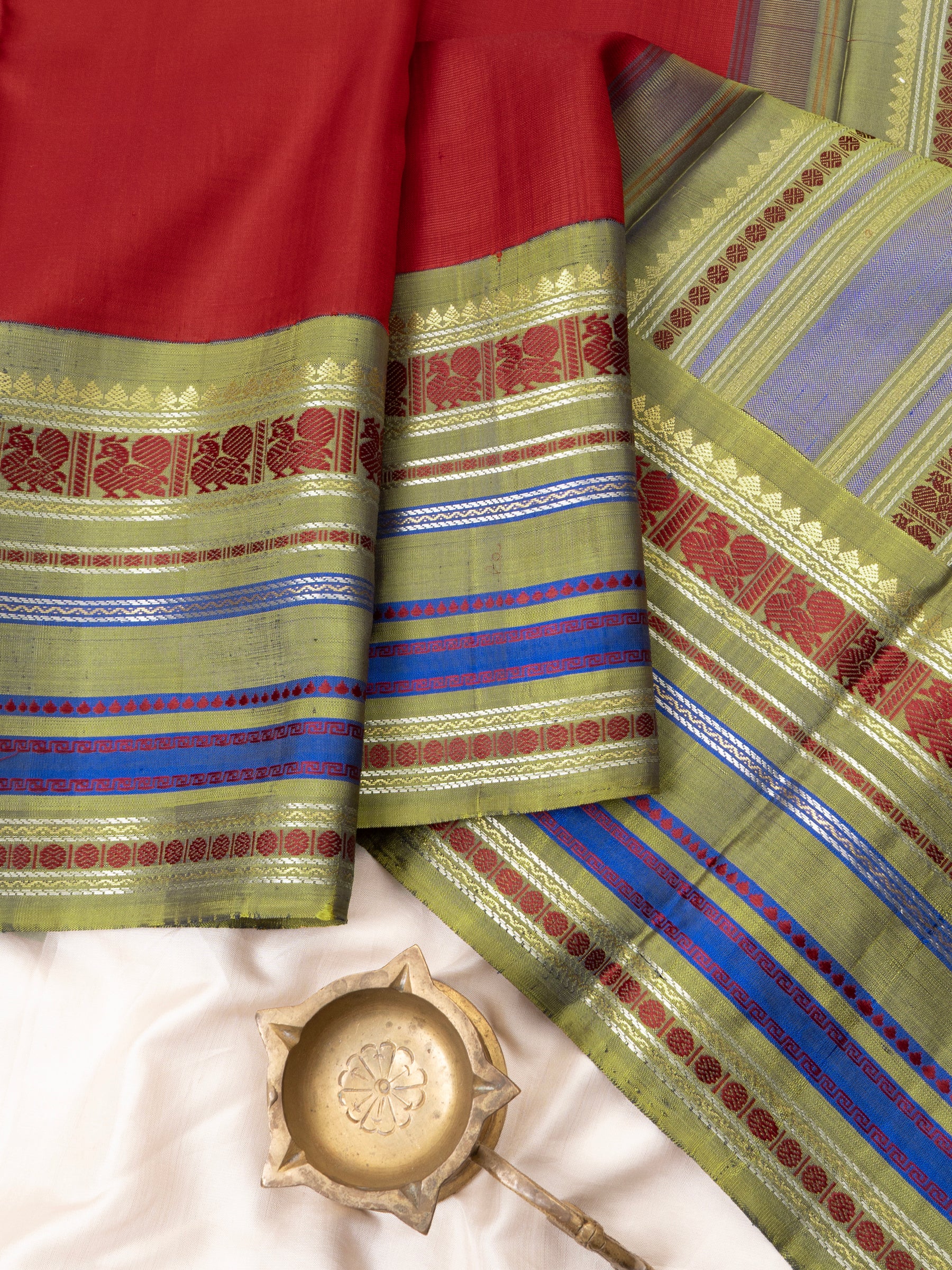 Arani Silk Saree CLSA2570