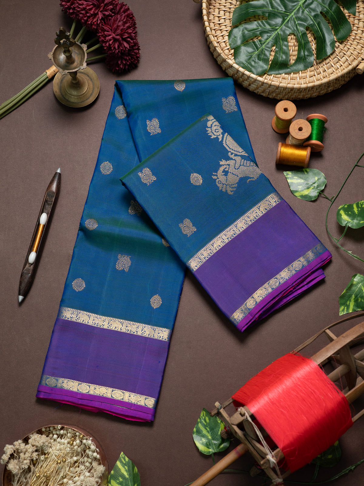 Mayilkazhuthu unique pallu corner butta / Kanjipuram Silk Saree CLSA9992