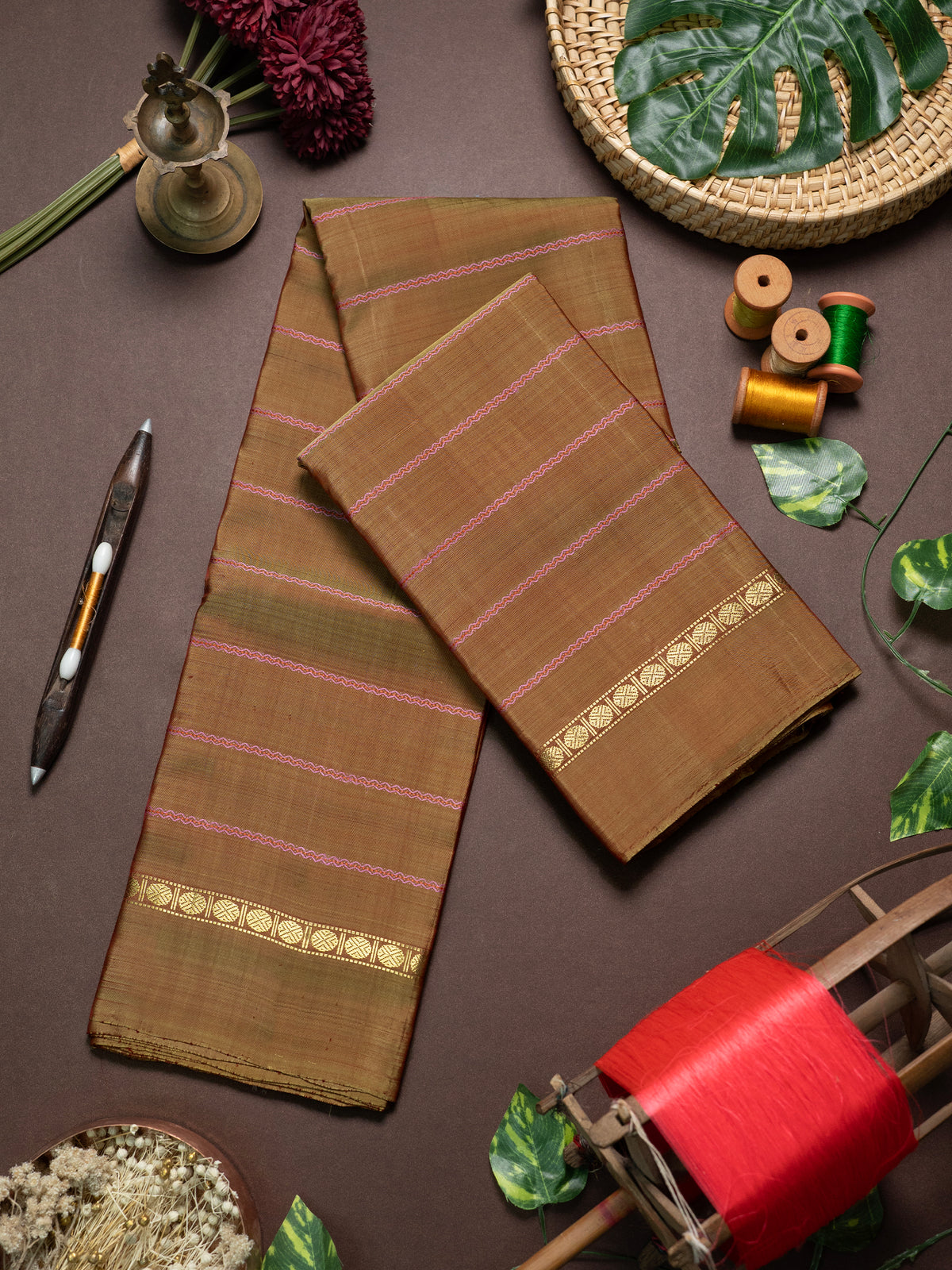 Golden thread veldari / Kanjipuram Silk Saree CLSA342