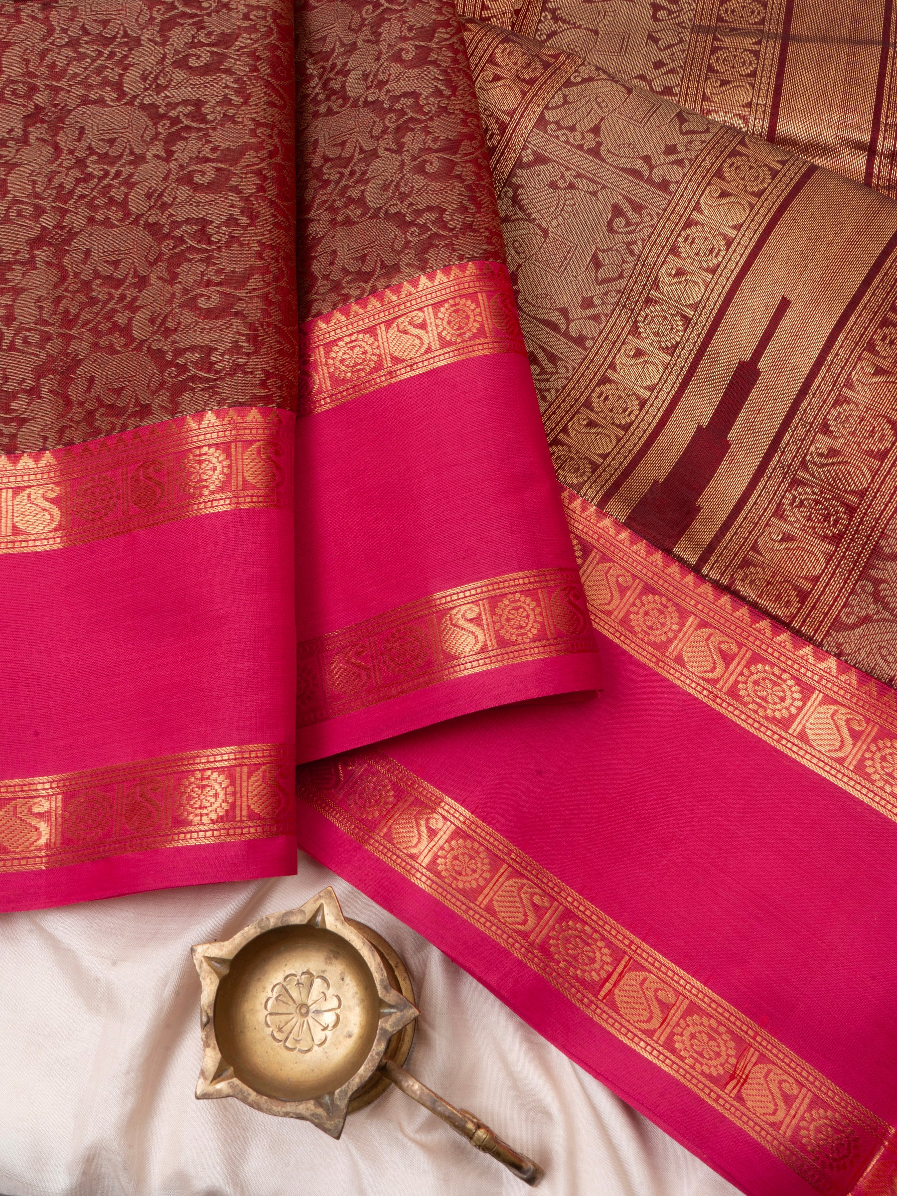 Araku vanasingaram and pink rettapet border/ Silk Cotton Saree CLSA4714